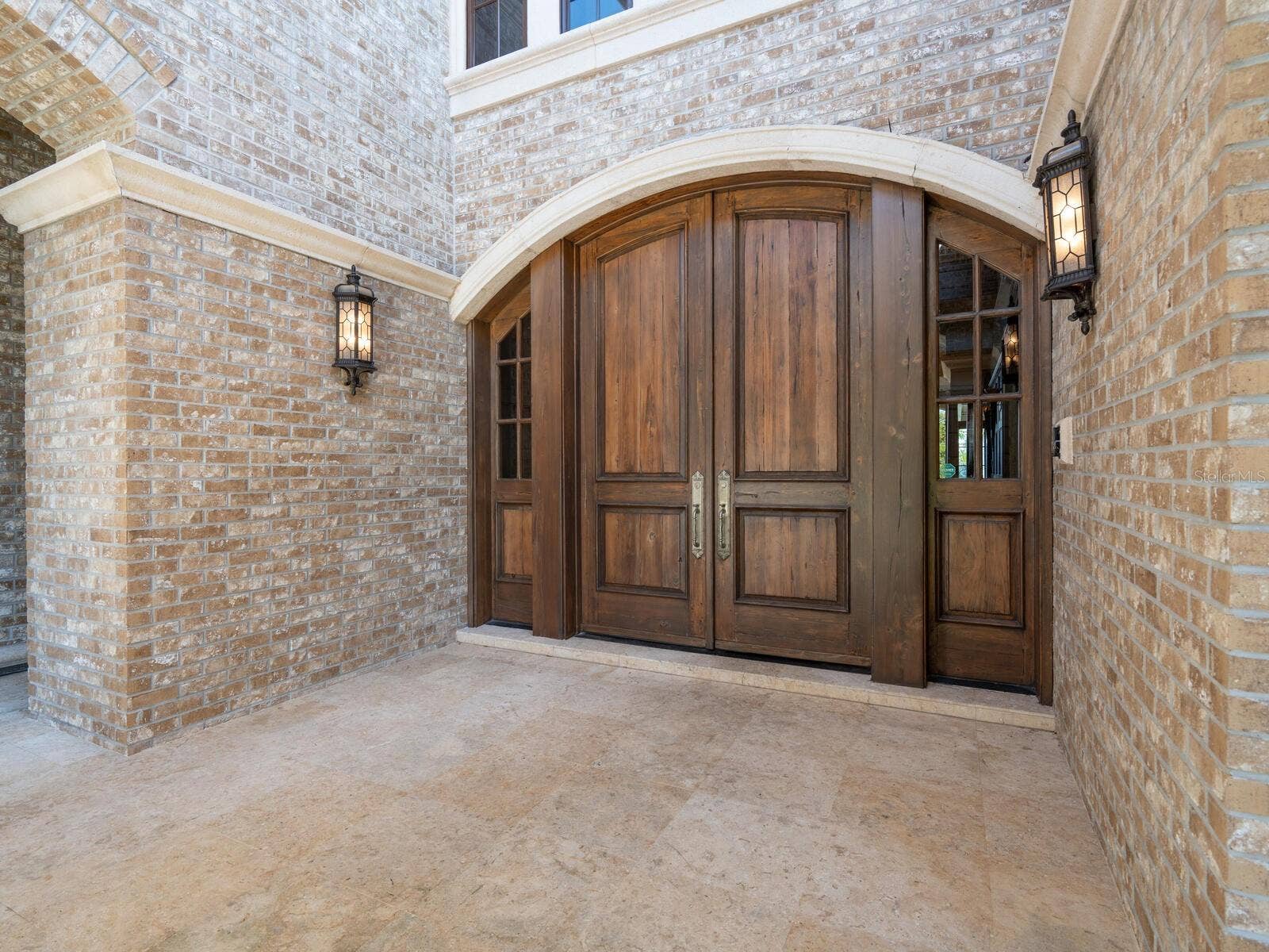 1423 HILLVIEW DRIVE, Sarasota, FL 34239 1423 HILLVIEW DRIVE, Sarasota, FL 34239