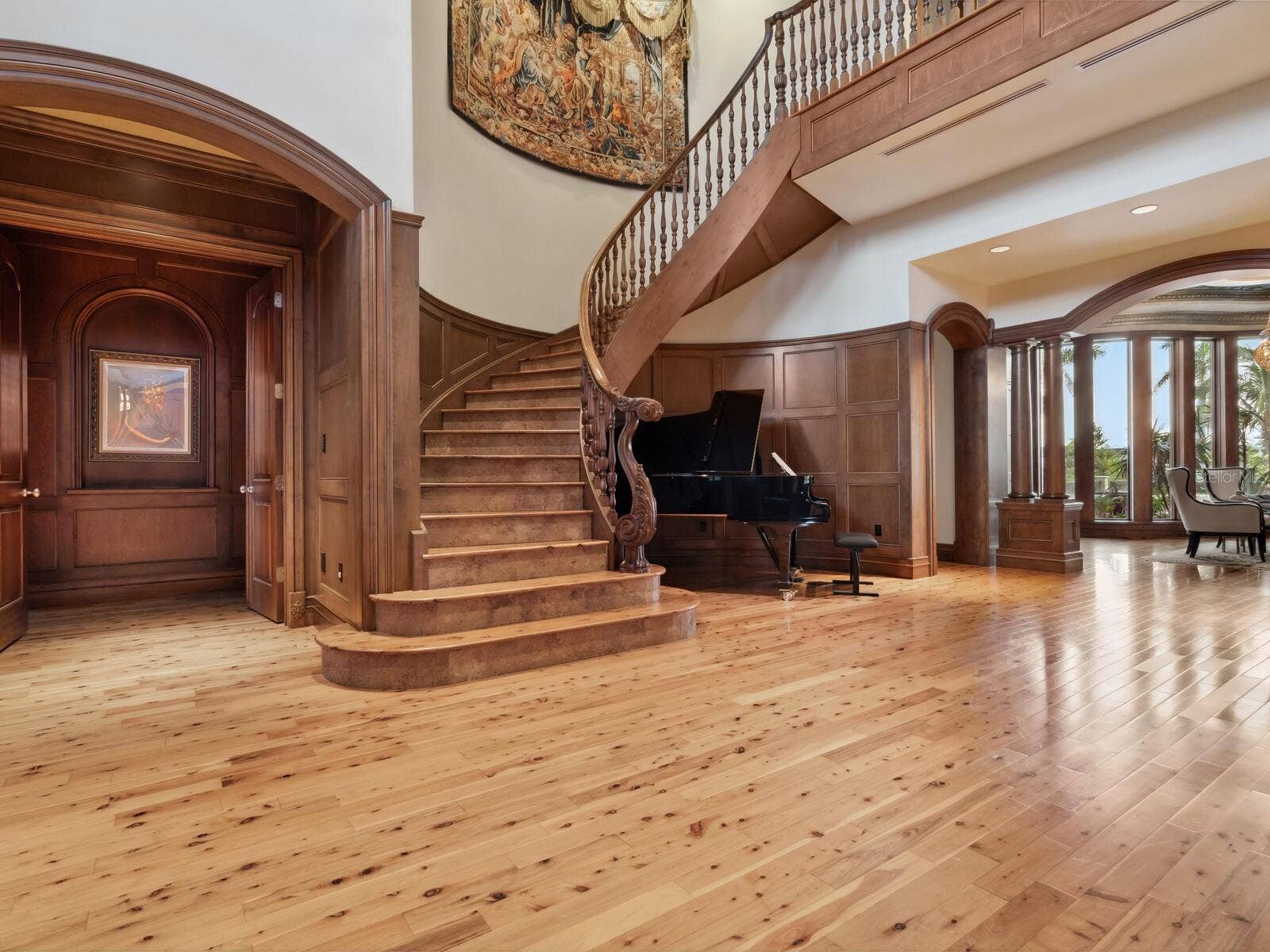 1423 HILLVIEW DRIVE, Sarasota, FL 34239 1423 HILLVIEW DRIVE, Sarasota, FL 34239