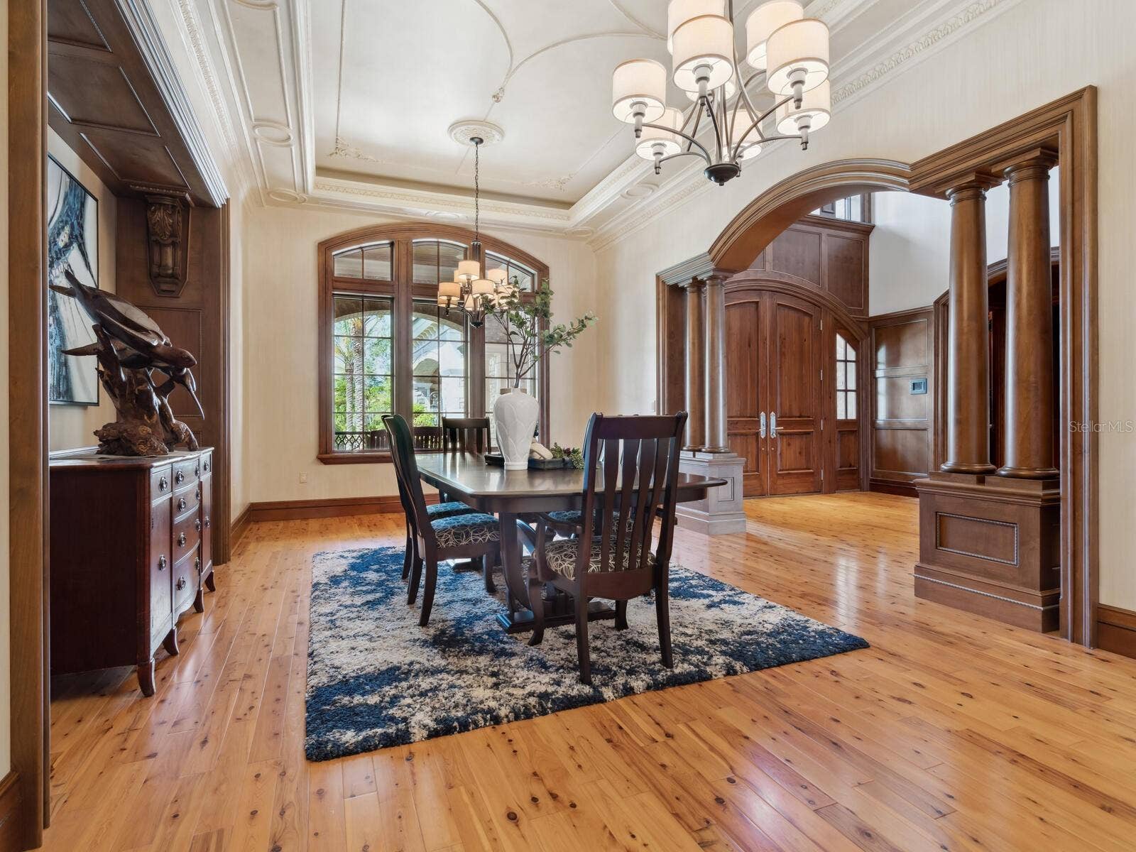 1423 HILLVIEW DRIVE, Sarasota, FL 34239 1423 HILLVIEW DRIVE, Sarasota, FL 34239