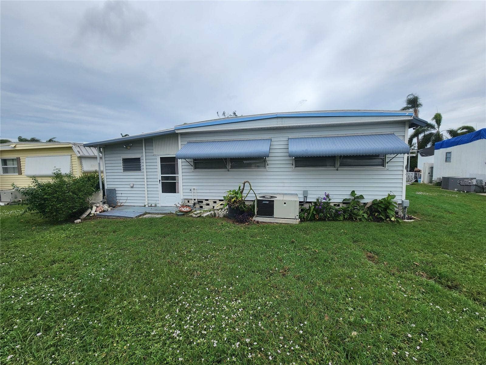 5317 CHATEAU LANE, Bradenton, FL 34207