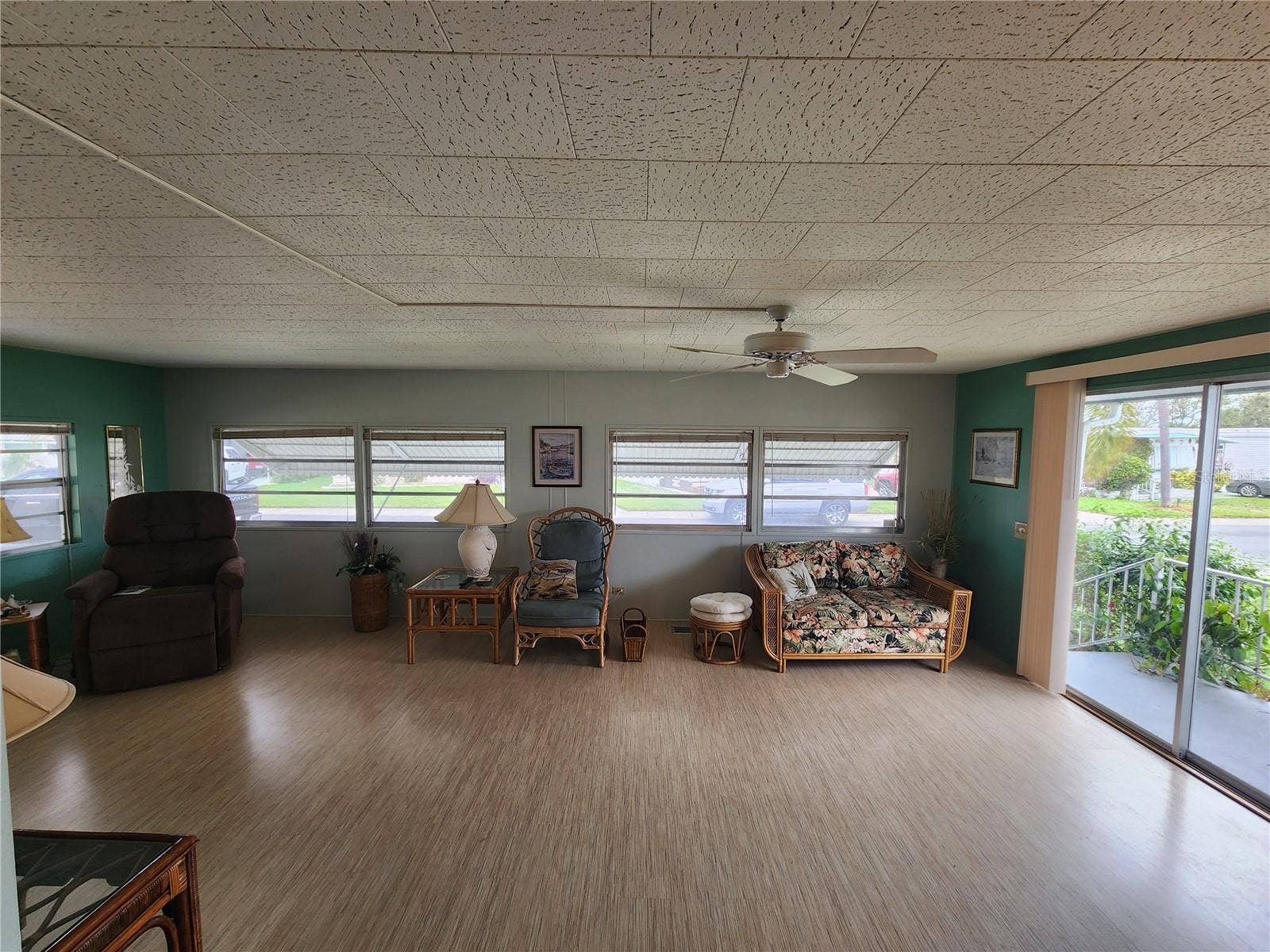 5317 CHATEAU LANE, Bradenton, FL 34207