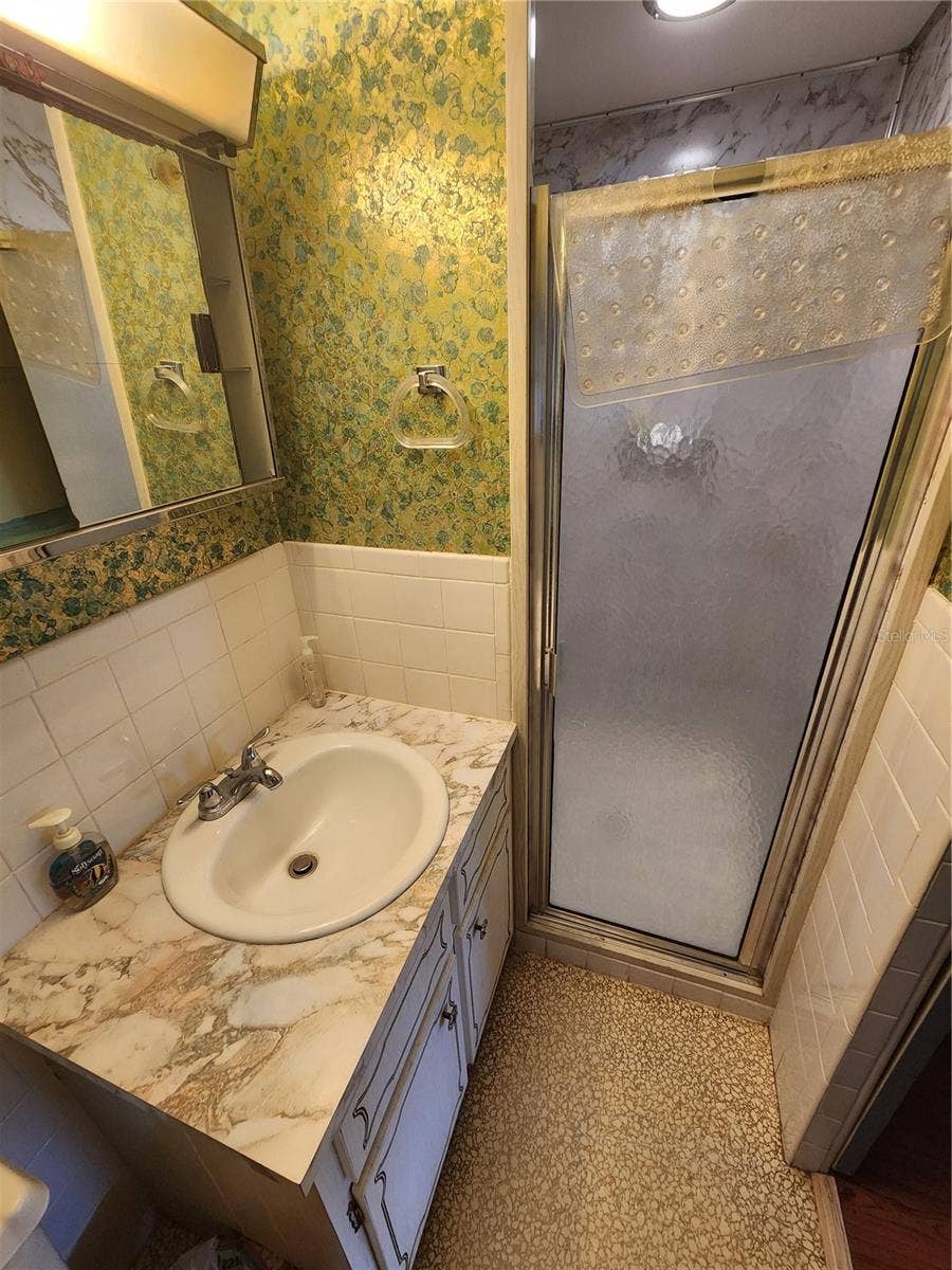 5317 CHATEAU LANE, Bradenton, FL 34207