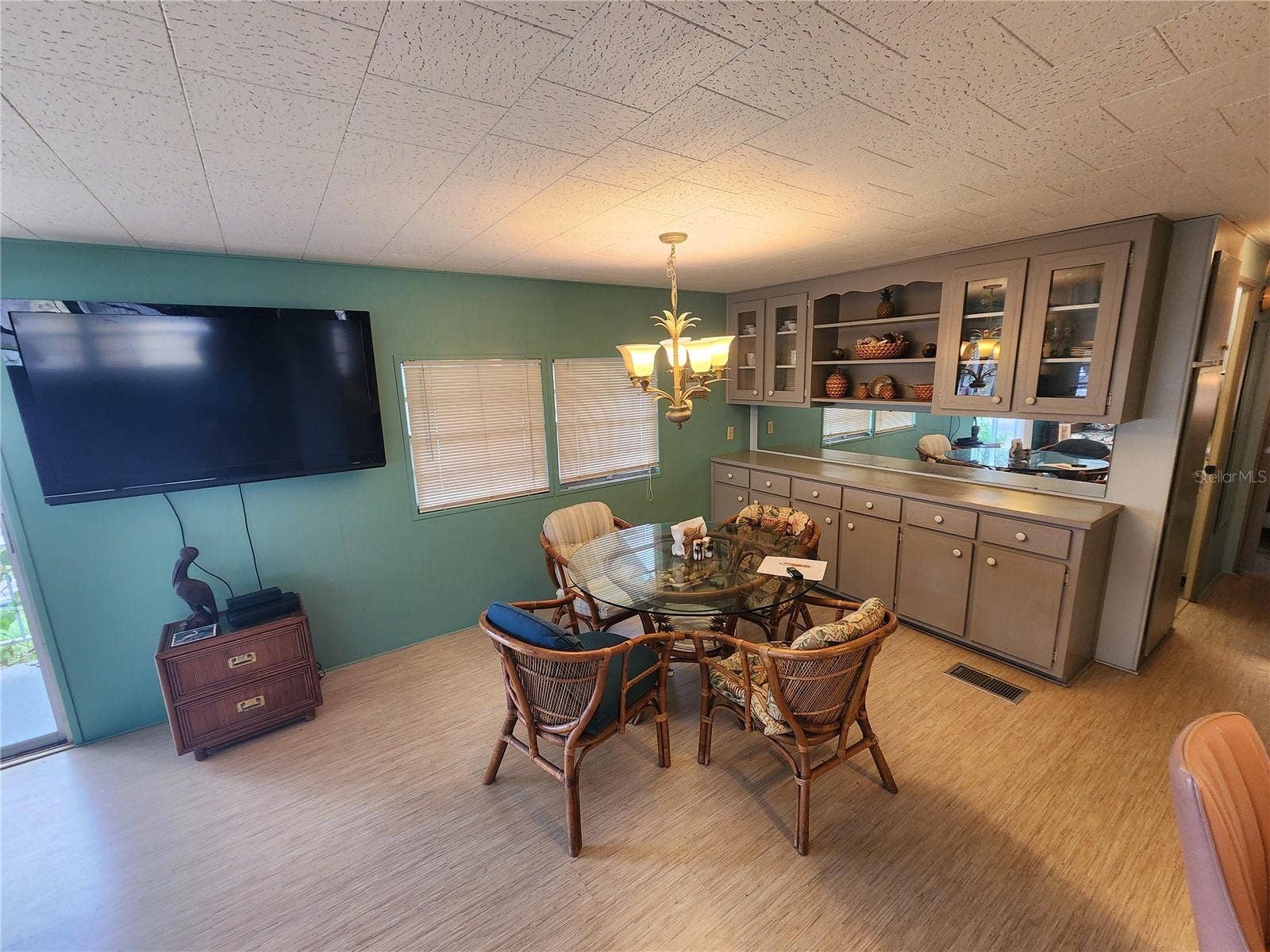 5317 CHATEAU LANE, Bradenton, FL 34207