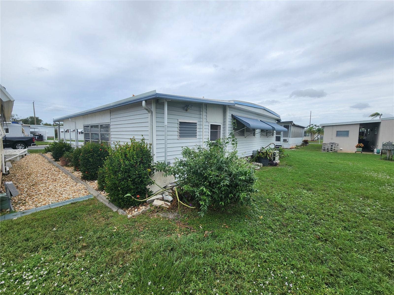 5317 CHATEAU LANE, Bradenton, FL 34207