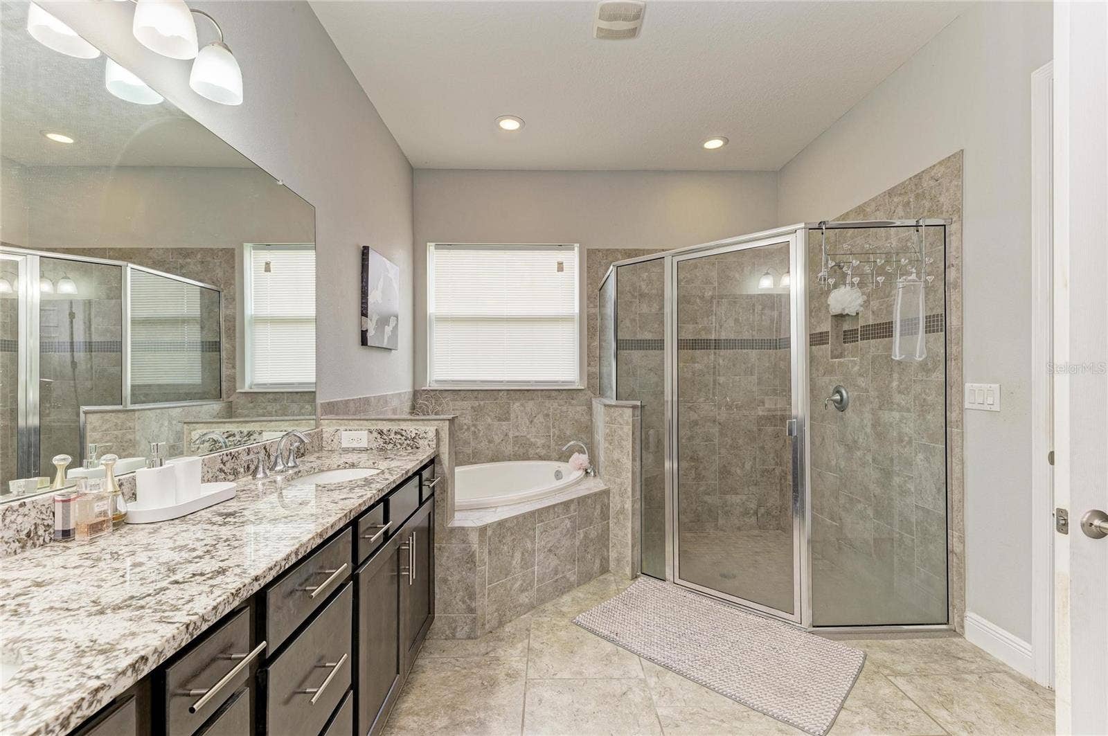 519 165TH STREET E, Bradenton, FL 34212 519 165TH STREET E, Bradenton, FL 34212