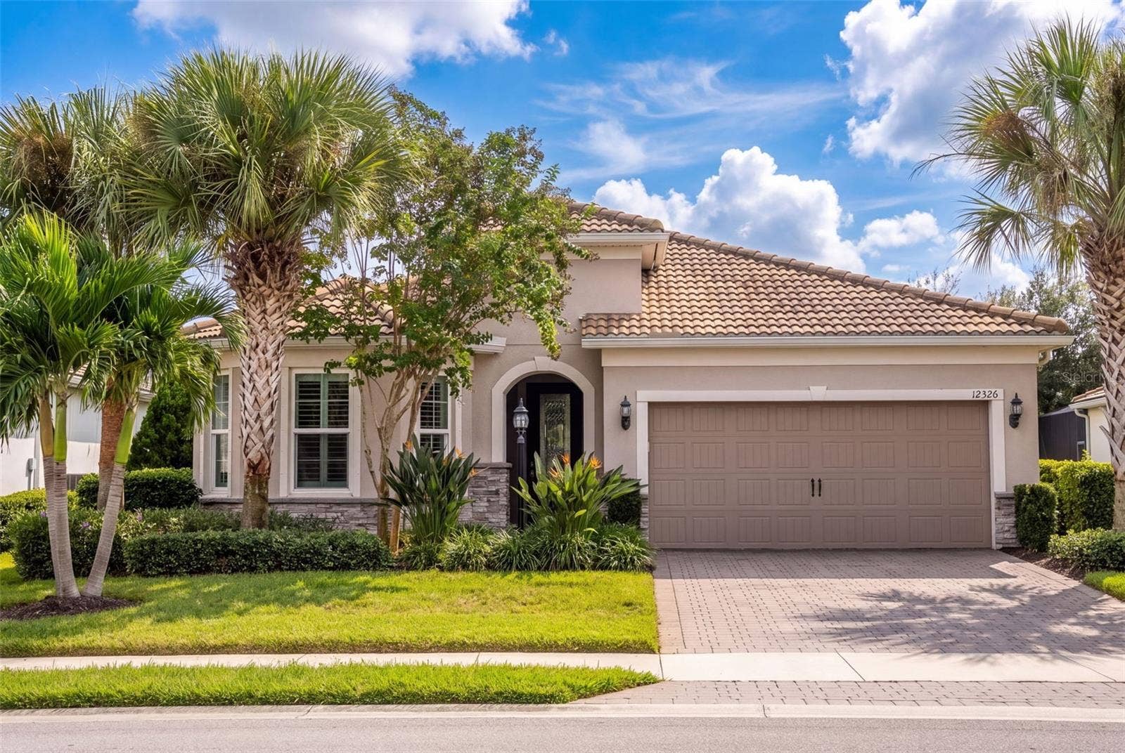 12326 BLUE HILL TRAIL, Bradenton, FL 34211 12326 BLUE HILL TRAIL, Bradenton, FL 34211