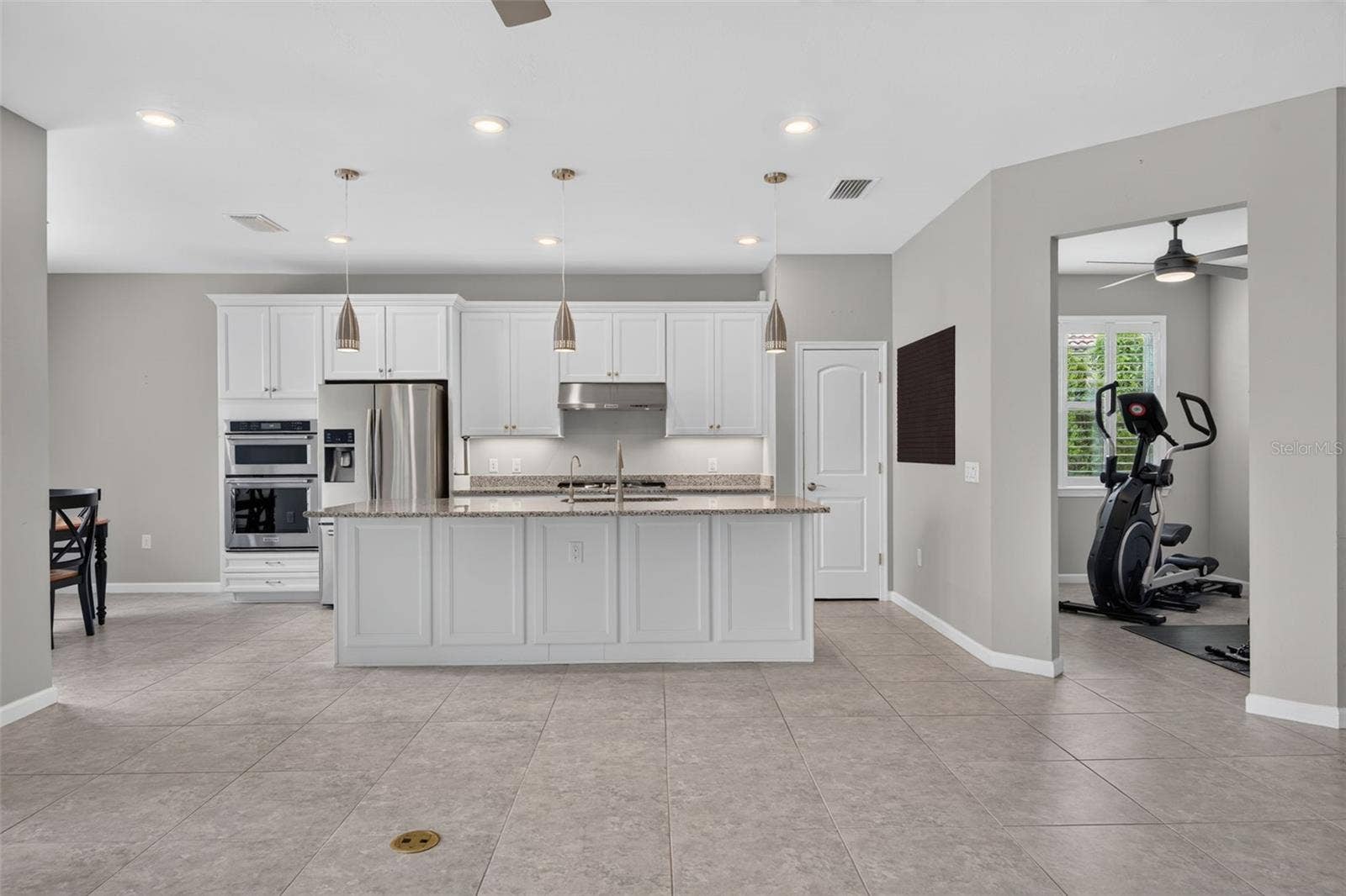 12326 BLUE HILL TRAIL, Bradenton, FL 34211 12326 BLUE HILL TRAIL, Bradenton, FL 34211