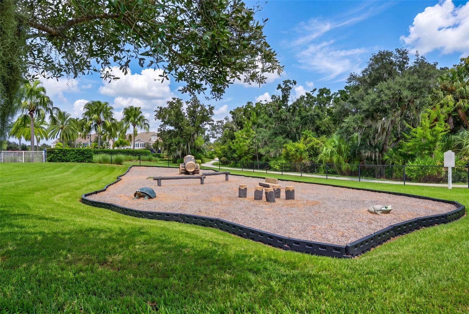 12326 BLUE HILL TRAIL, Bradenton, FL 34211 12326 BLUE HILL TRAIL, Bradenton, FL 34211