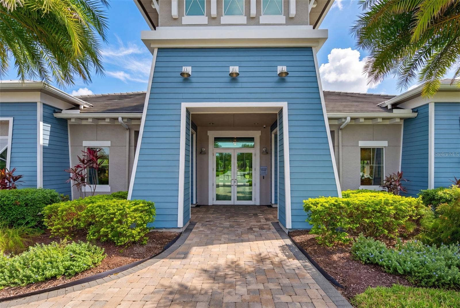 12326 BLUE HILL TRAIL, Bradenton, FL 34211 12326 BLUE HILL TRAIL, Bradenton, FL 34211