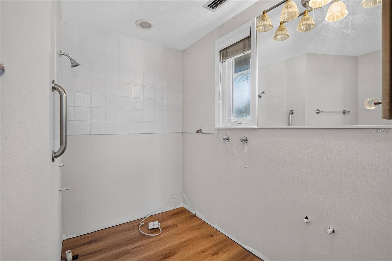 2305 RIVERVIEW BOULEVARD, Bradenton, FL 34205 2305 RIVERVIEW BOULEVARD, Bradenton, FL 34205