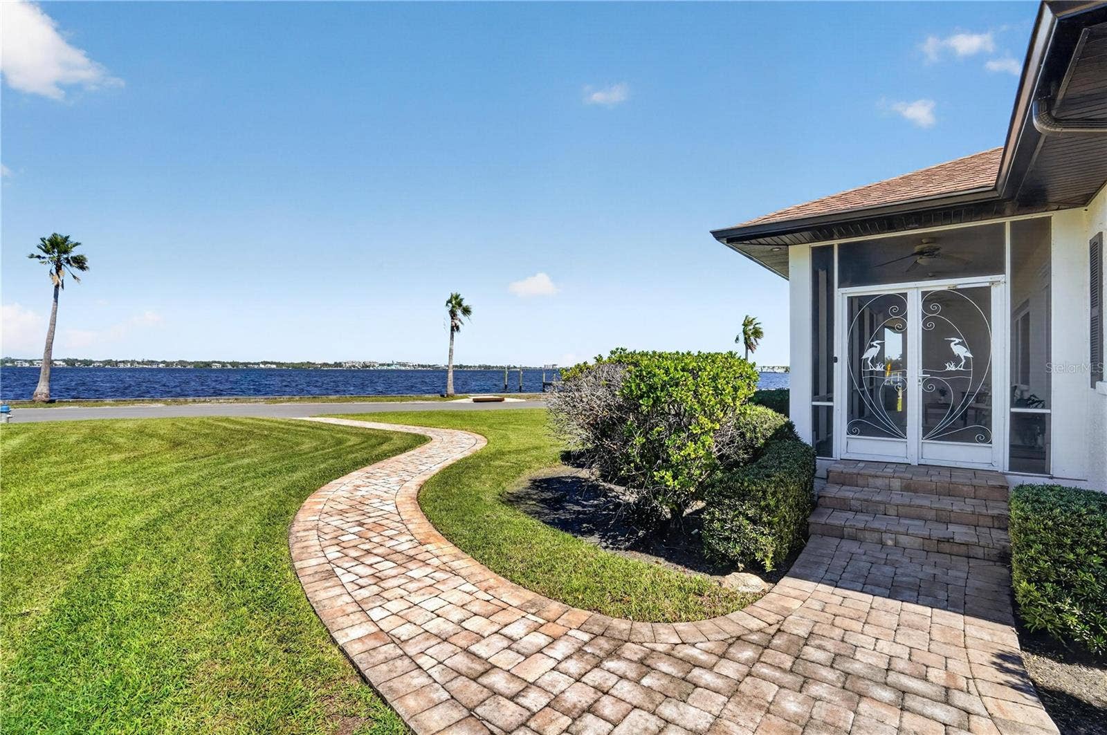 2305 RIVERVIEW BOULEVARD, Bradenton, FL 34205 2305 RIVERVIEW BOULEVARD, Bradenton, FL 34205