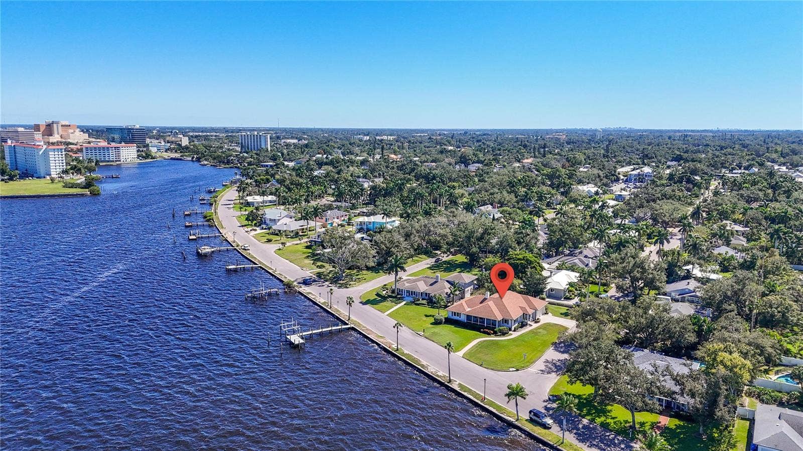 2305 RIVERVIEW BOULEVARD, Bradenton, FL 34205 2305 RIVERVIEW BOULEVARD, Bradenton, FL 34205