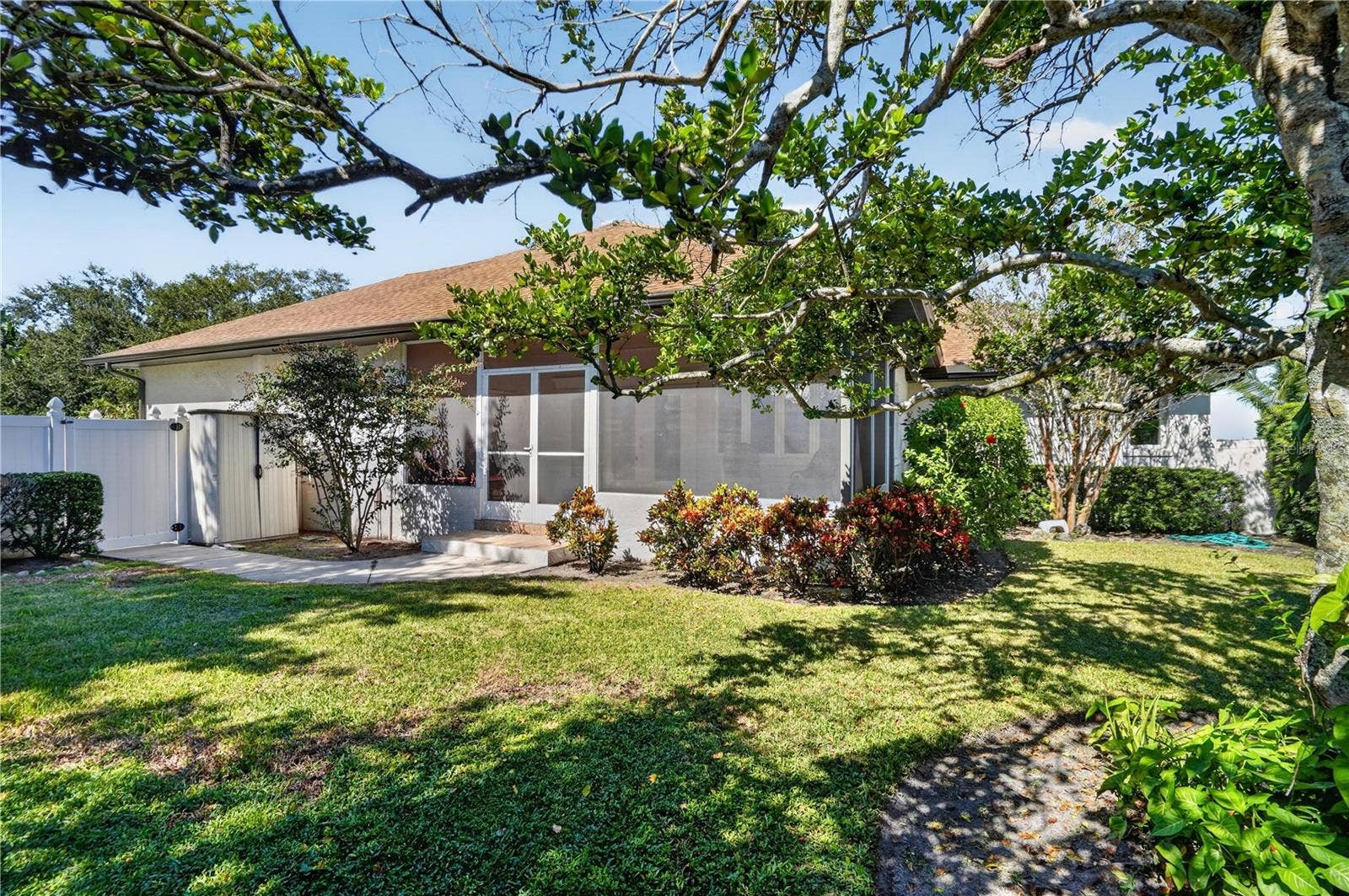 2305 RIVERVIEW BOULEVARD, Bradenton, FL 34205 2305 RIVERVIEW BOULEVARD, Bradenton, FL 34205