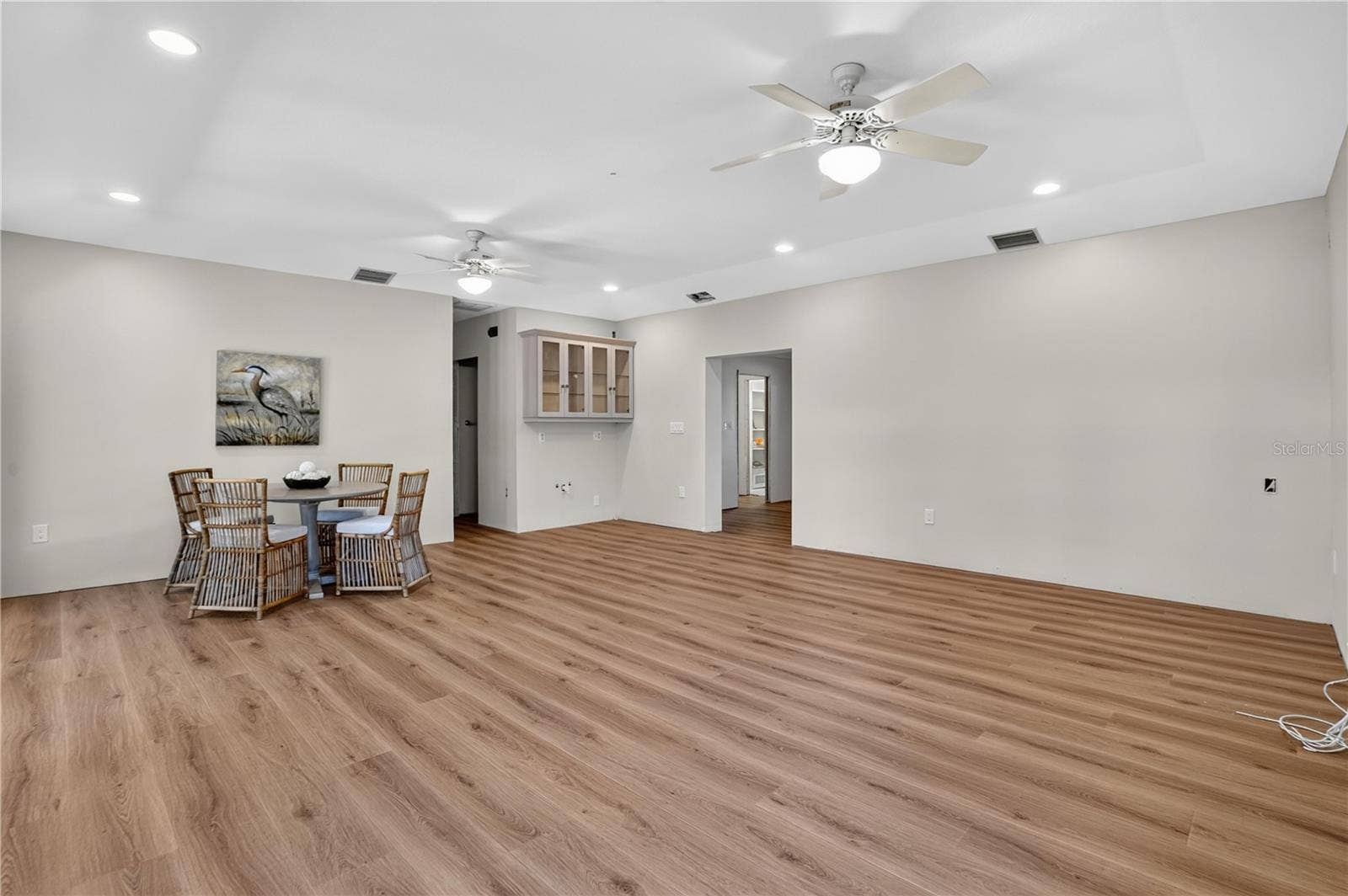 2305 RIVERVIEW BOULEVARD, Bradenton, FL 34205 2305 RIVERVIEW BOULEVARD, Bradenton, FL 34205