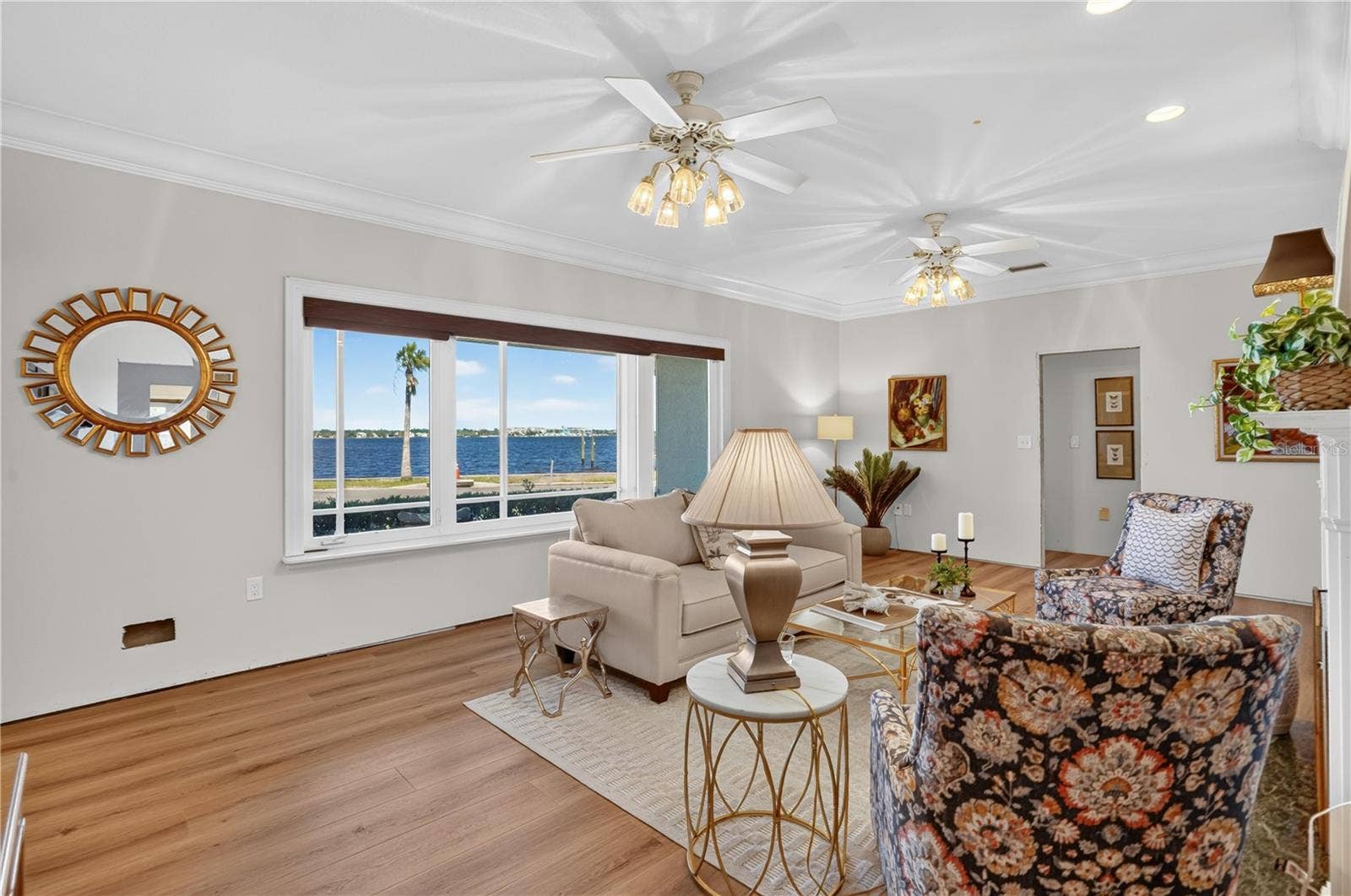 2305 RIVERVIEW BOULEVARD, Bradenton, FL 34205 2305 RIVERVIEW BOULEVARD, Bradenton, FL 34205