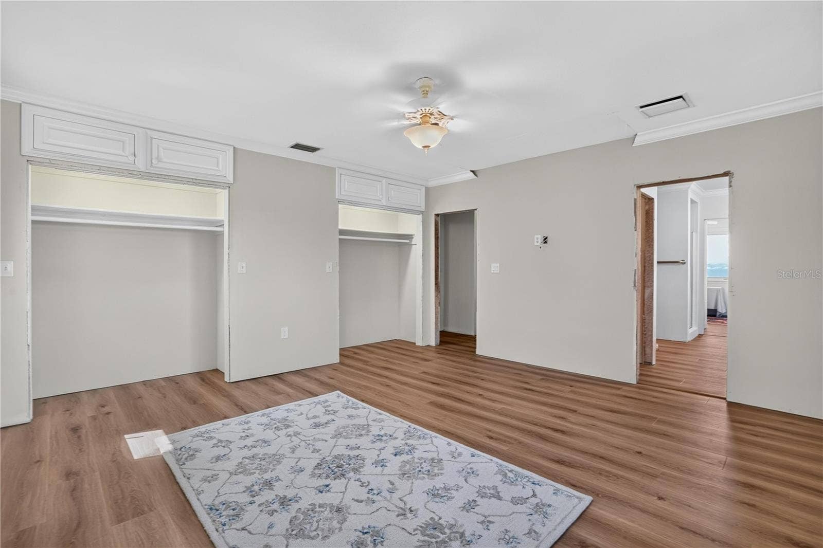 2305 RIVERVIEW BOULEVARD, Bradenton, FL 34205 2305 RIVERVIEW BOULEVARD, Bradenton, FL 34205