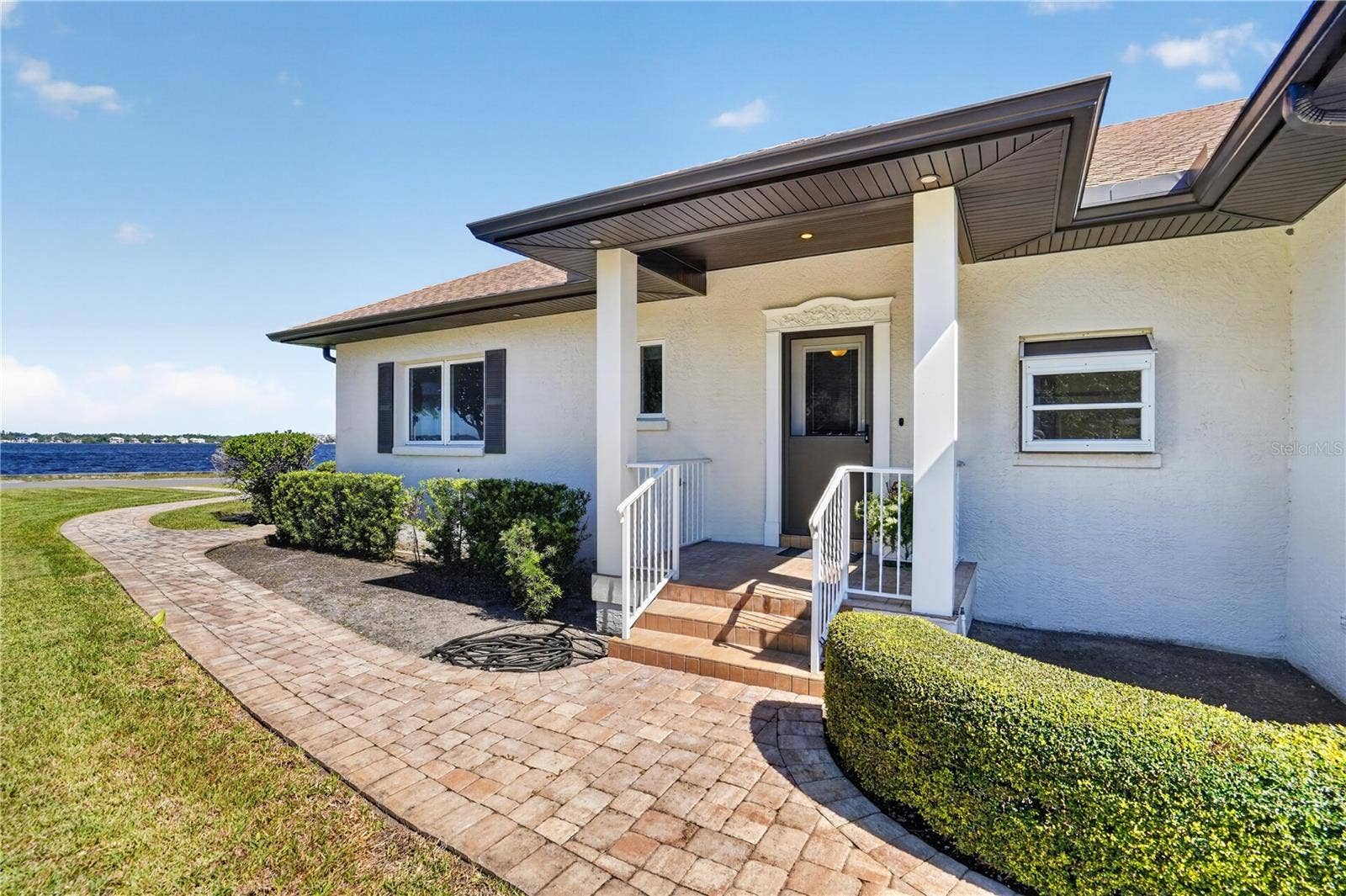 2305 RIVERVIEW BOULEVARD, Bradenton, FL 34205 2305 RIVERVIEW BOULEVARD, Bradenton, FL 34205