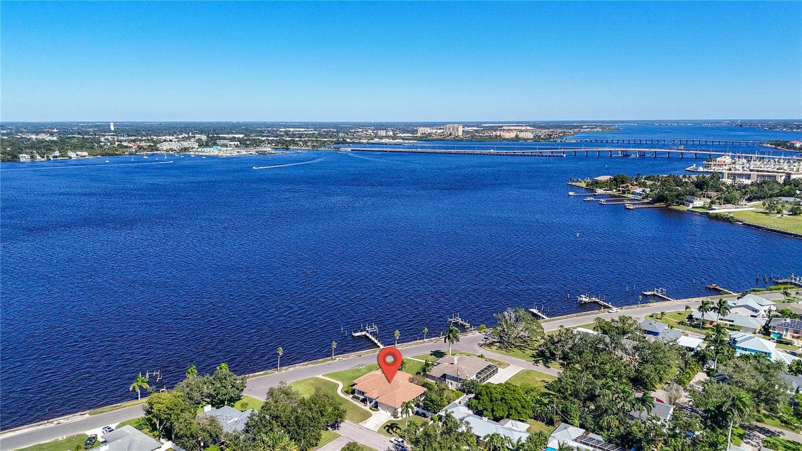 2305 RIVERVIEW BOULEVARD, Bradenton, FL 34205 2305 RIVERVIEW BOULEVARD, Bradenton, FL 34205