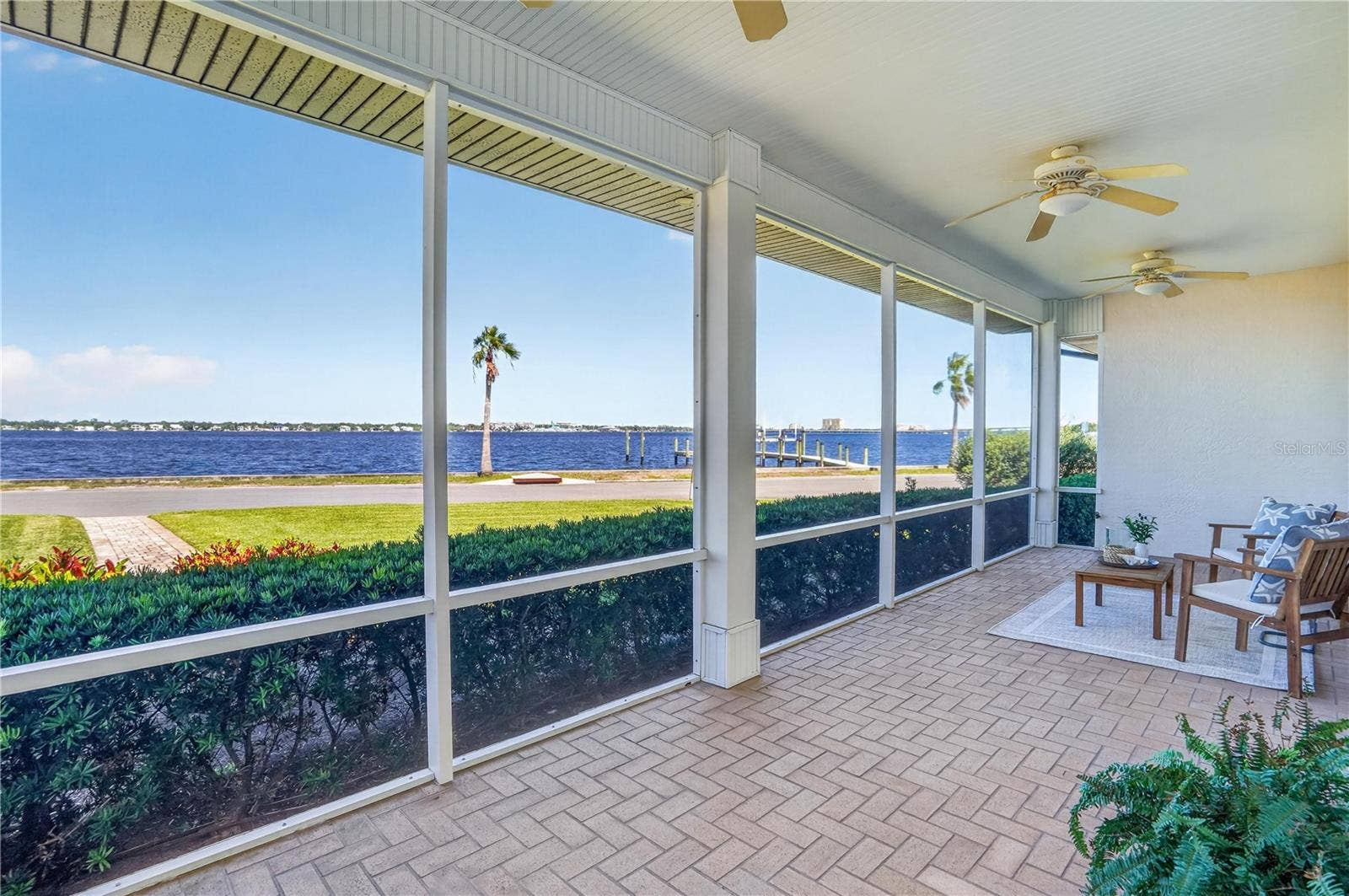 2305 RIVERVIEW BOULEVARD, Bradenton, FL 34205 2305 RIVERVIEW BOULEVARD, Bradenton, FL 34205