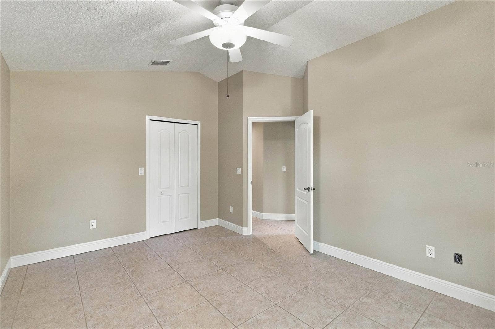 840 GROVESMERE LOOP, Ocoee, FL 34761 840 GROVESMERE LOOP, Ocoee, FL 34761