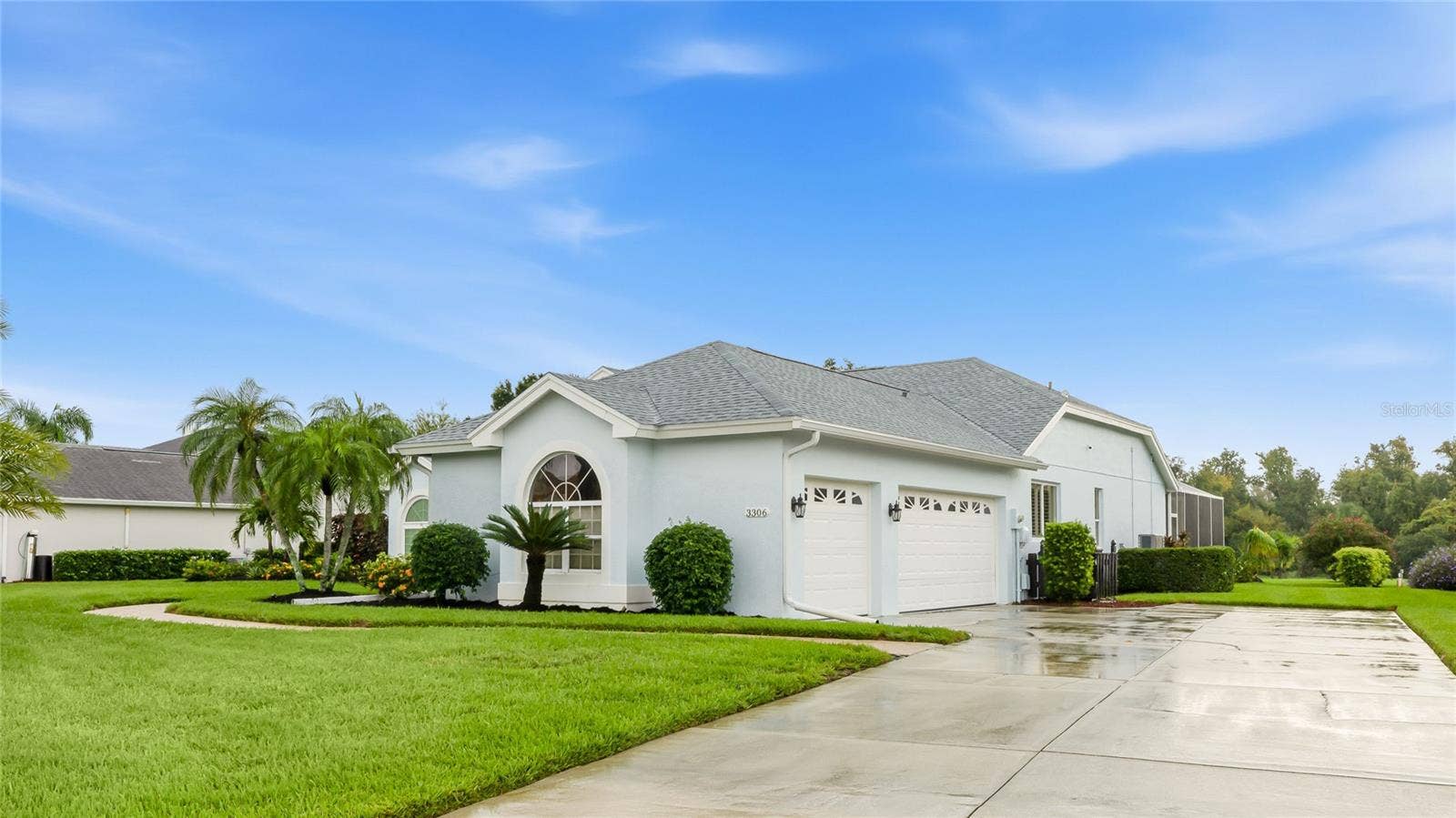 3306 LITTLE COUNTRY ROAD, Parrish, FL 34219 Two and 1/2 car garage with side-facing doors