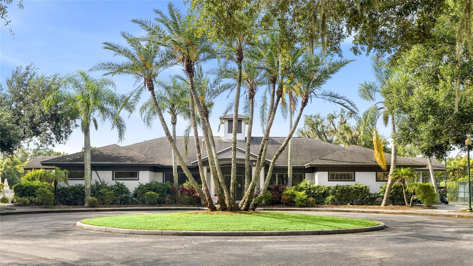 3306 LITTLE COUNTRY ROAD, Parrish, FL 34219 Optional memberships available at the Club at River Wilderness