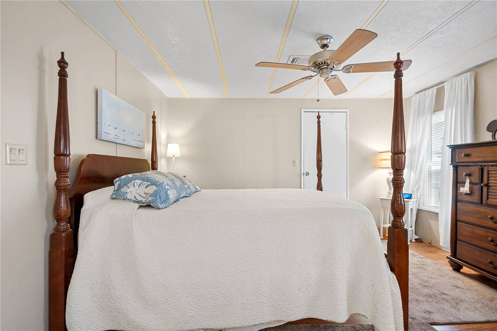 3329 EILEEN DRIVE, Ellenton, FL 34222 3329 EILEEN DRIVE, Ellenton, FL 34222