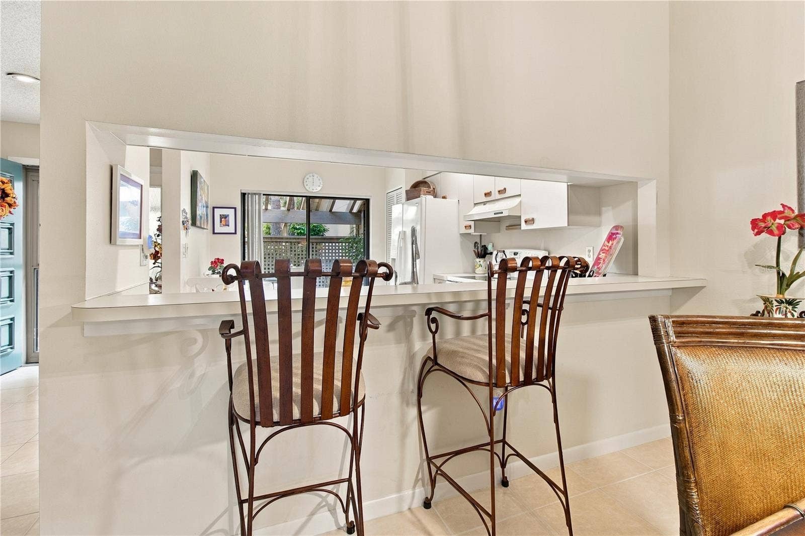 3123 SANDLEHEATH, #4, Sarasota, FL 34235 Eat in Kitchen