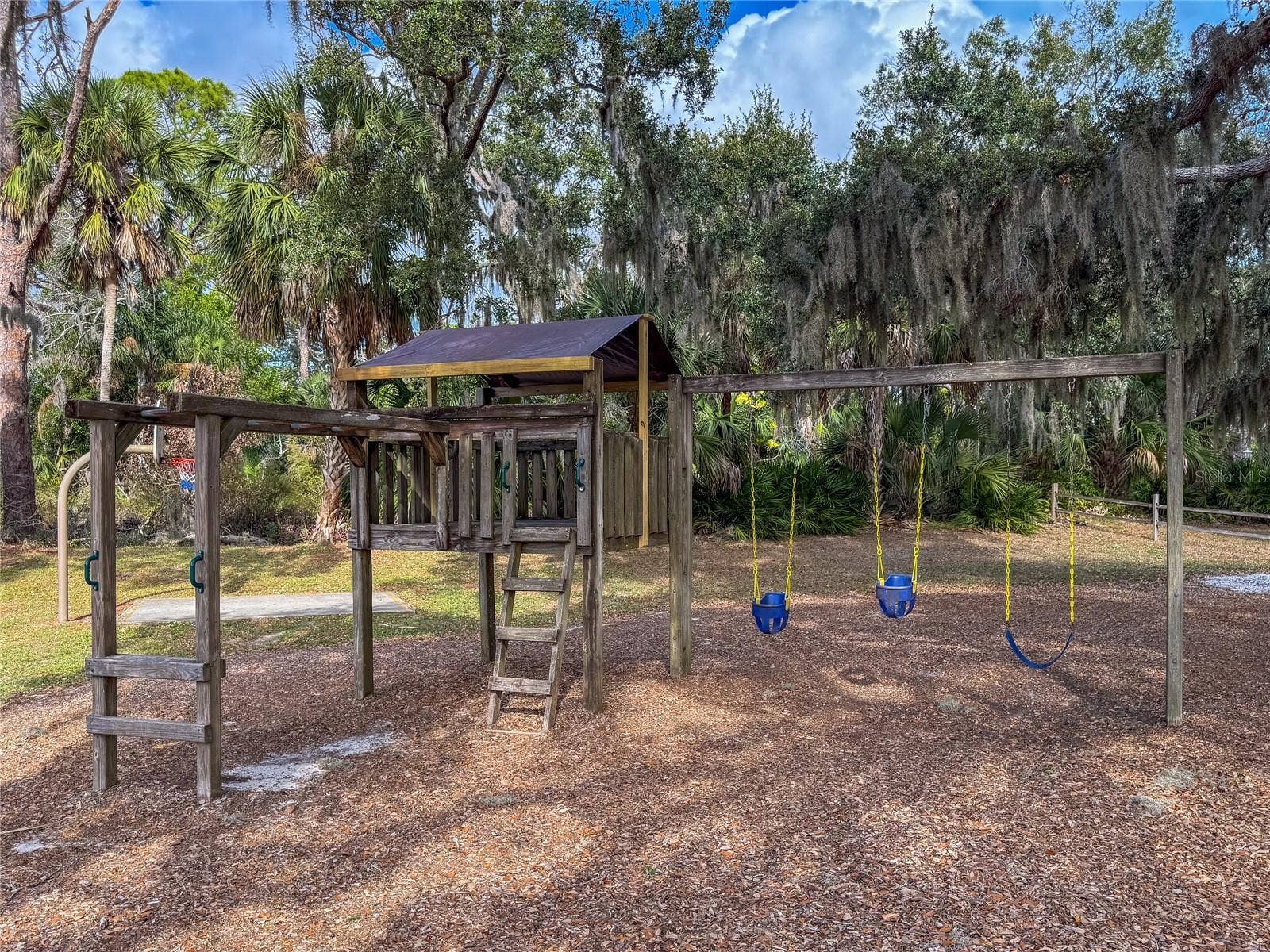 3123 SANDLEHEATH, #4, Sarasota, FL 34235 MCA Playground