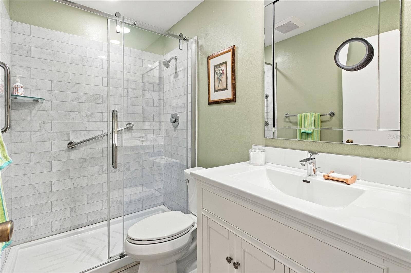 3123 SANDLEHEATH, #4, Sarasota, FL 34235 Second Bathroom