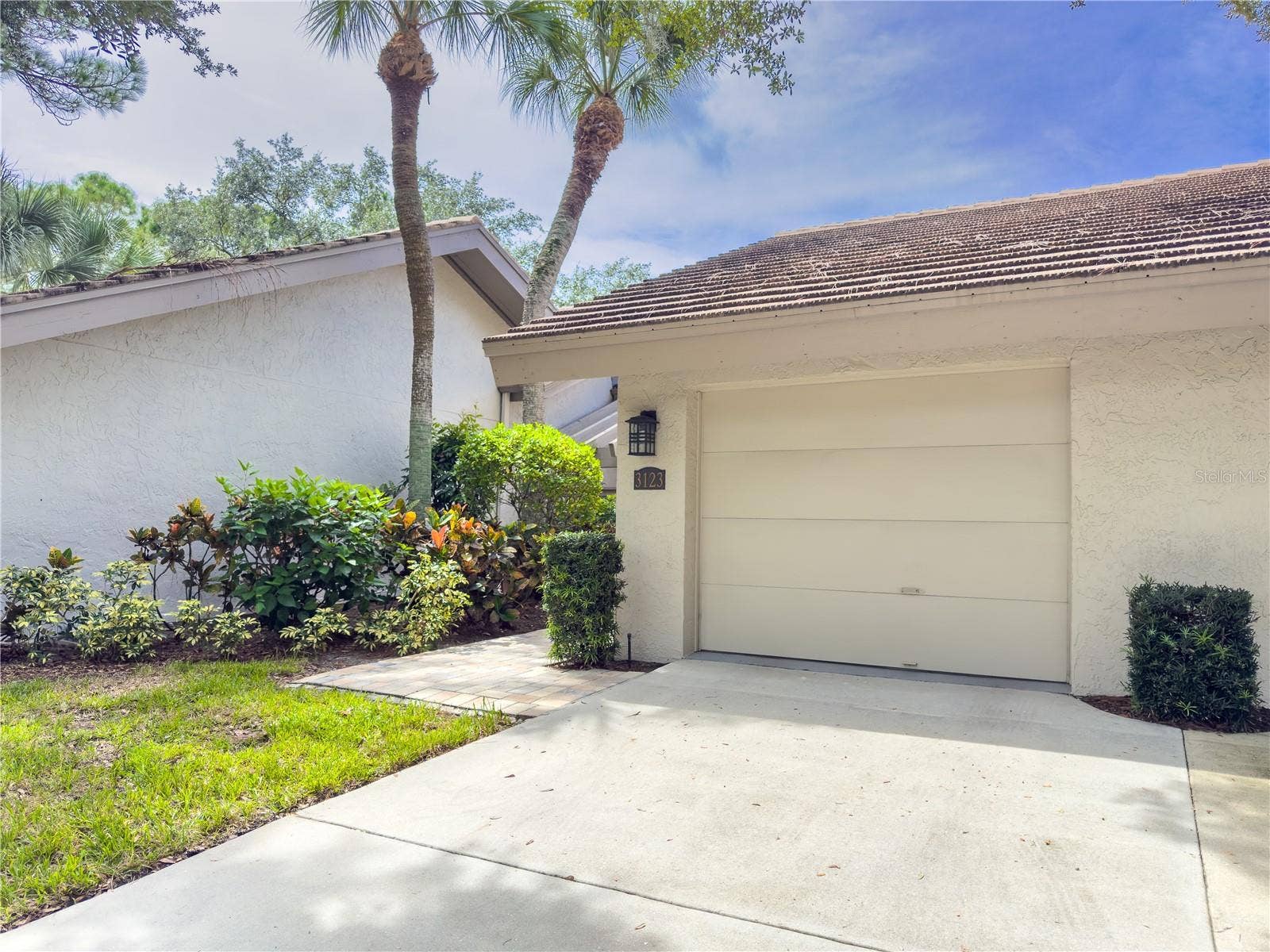 3123 SANDLEHEATH, #4, Sarasota, FL 34235 3123 Sandleheath