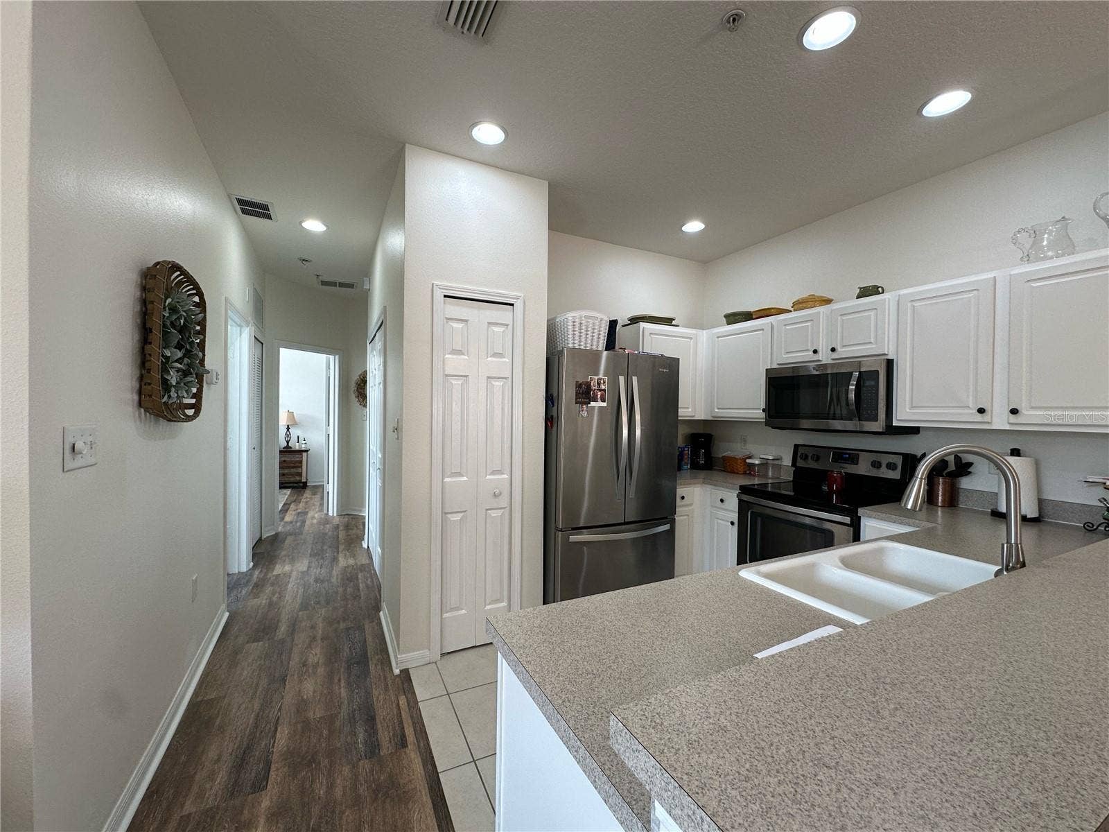 3815 PARKRIDGE CIRCLE, #2-203, Sarasota, FL 34243