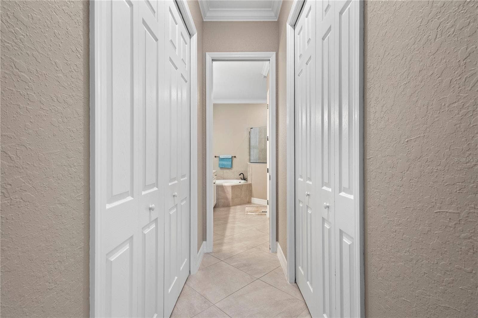 5634 CHEECH GLEN, Lakewood Ranch, FL 34211