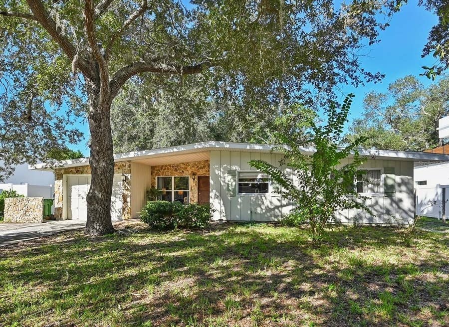 Property photo for 2110 EUCLID TERRACE, Sarasota, FL