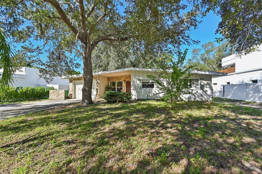 Property photo for 2110 EUCLID TERRACE, Sarasota, FL