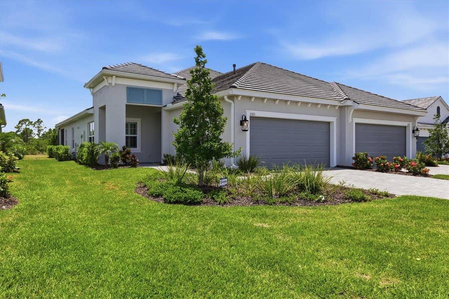 Property photo for 2321 BLUE MAHOE LANE, Sarasota, FL