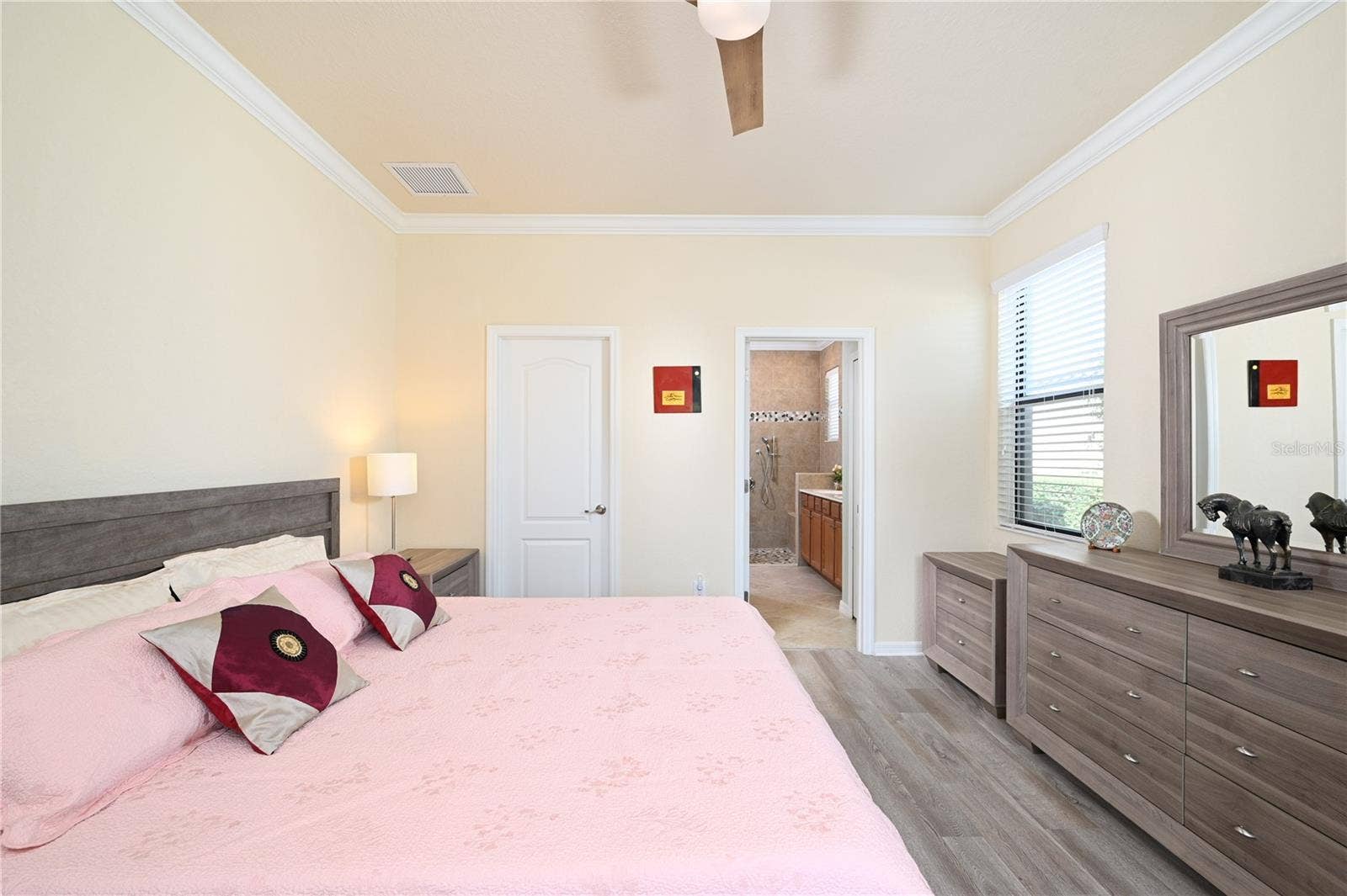 7124 MARSH VIEW TERRACE STREET, Bradenton, FL 34212 Primary bedroom facing bath and walk in closet