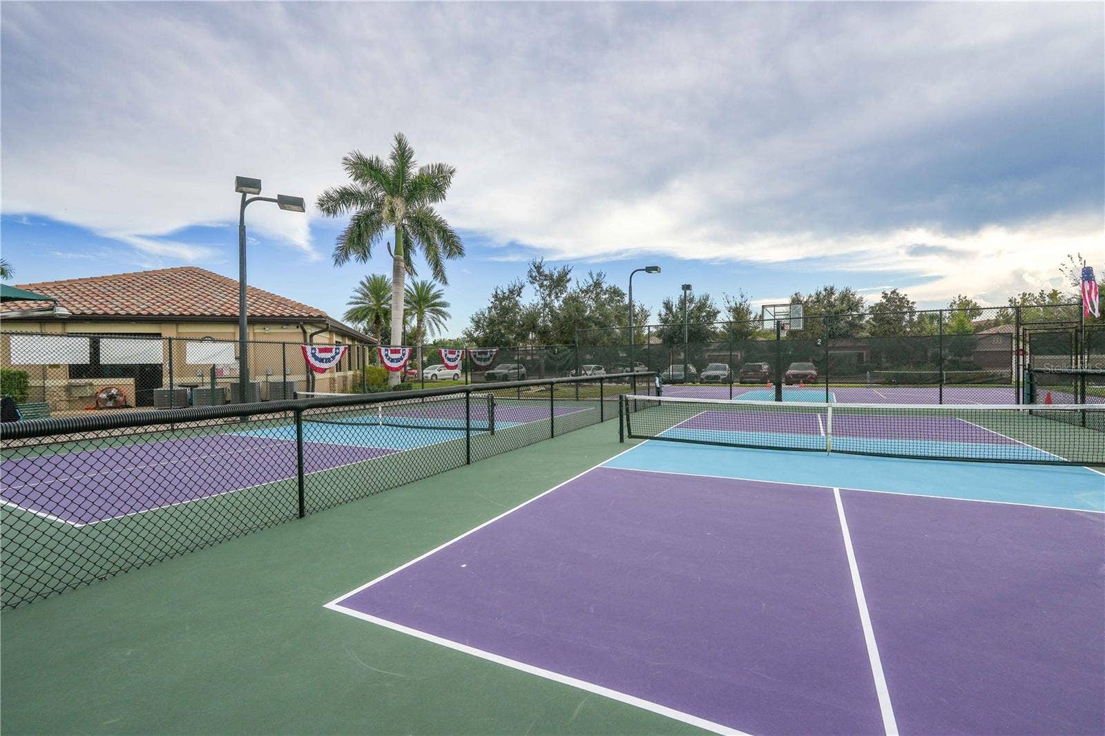 7124 MARSH VIEW TERRACE STREET, Bradenton, FL 34212 Pickleball courts