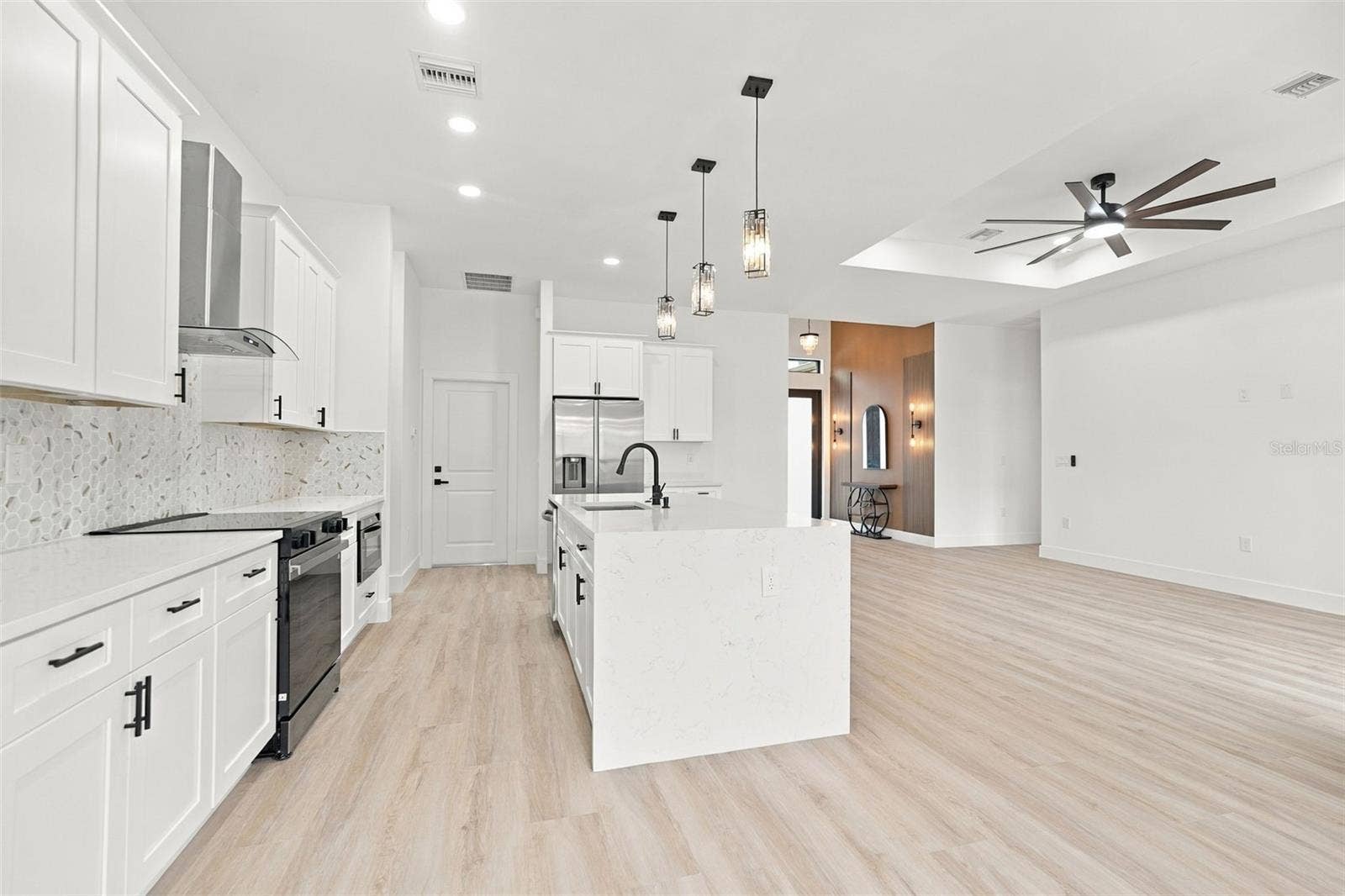2524 WALLER ROAD, North Port, FL 34288 2524 WALLER ROAD, North Port, FL 34288