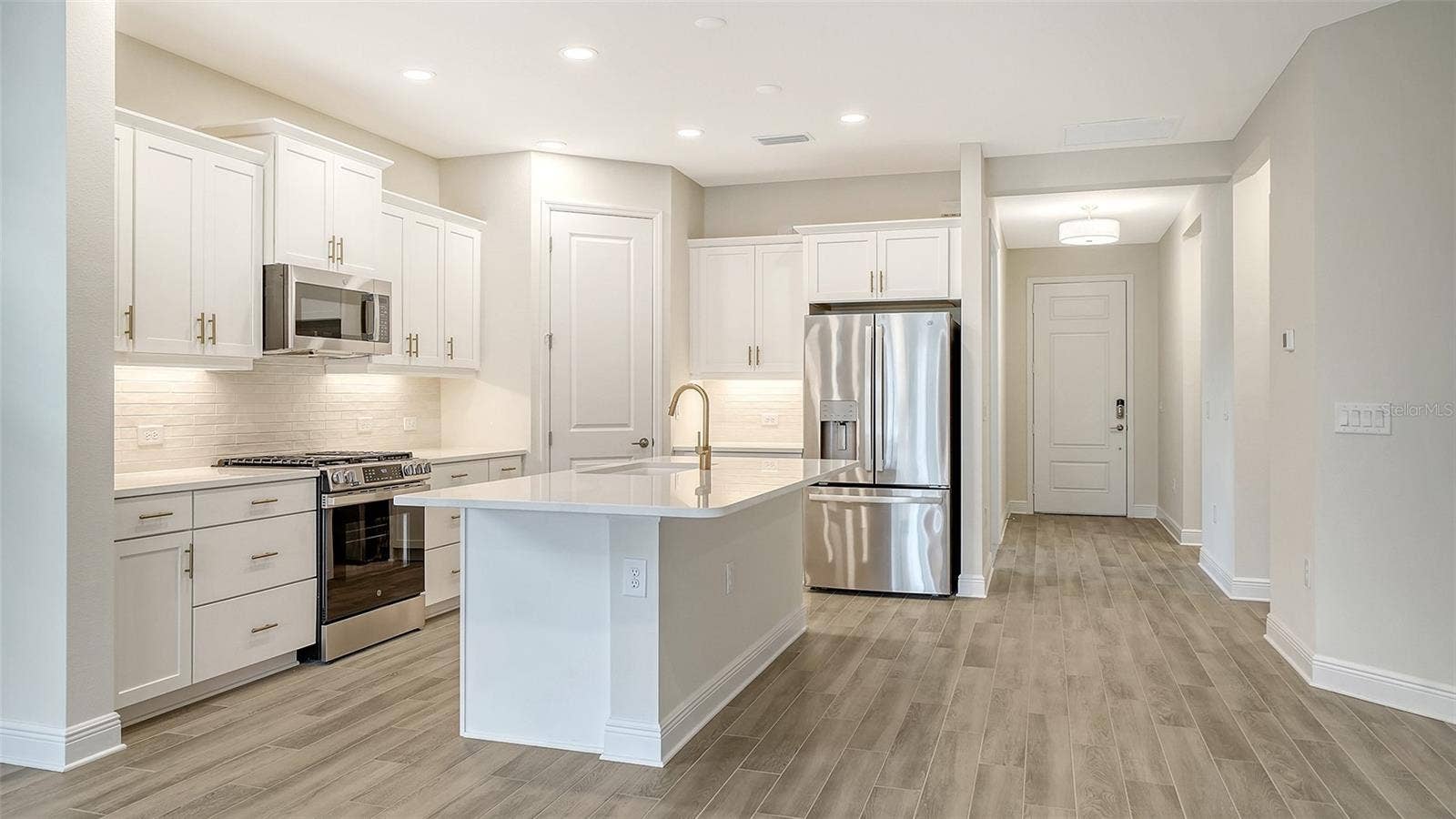 2115 SYLVESTER PALM LANE, Bradenton, FL 34212