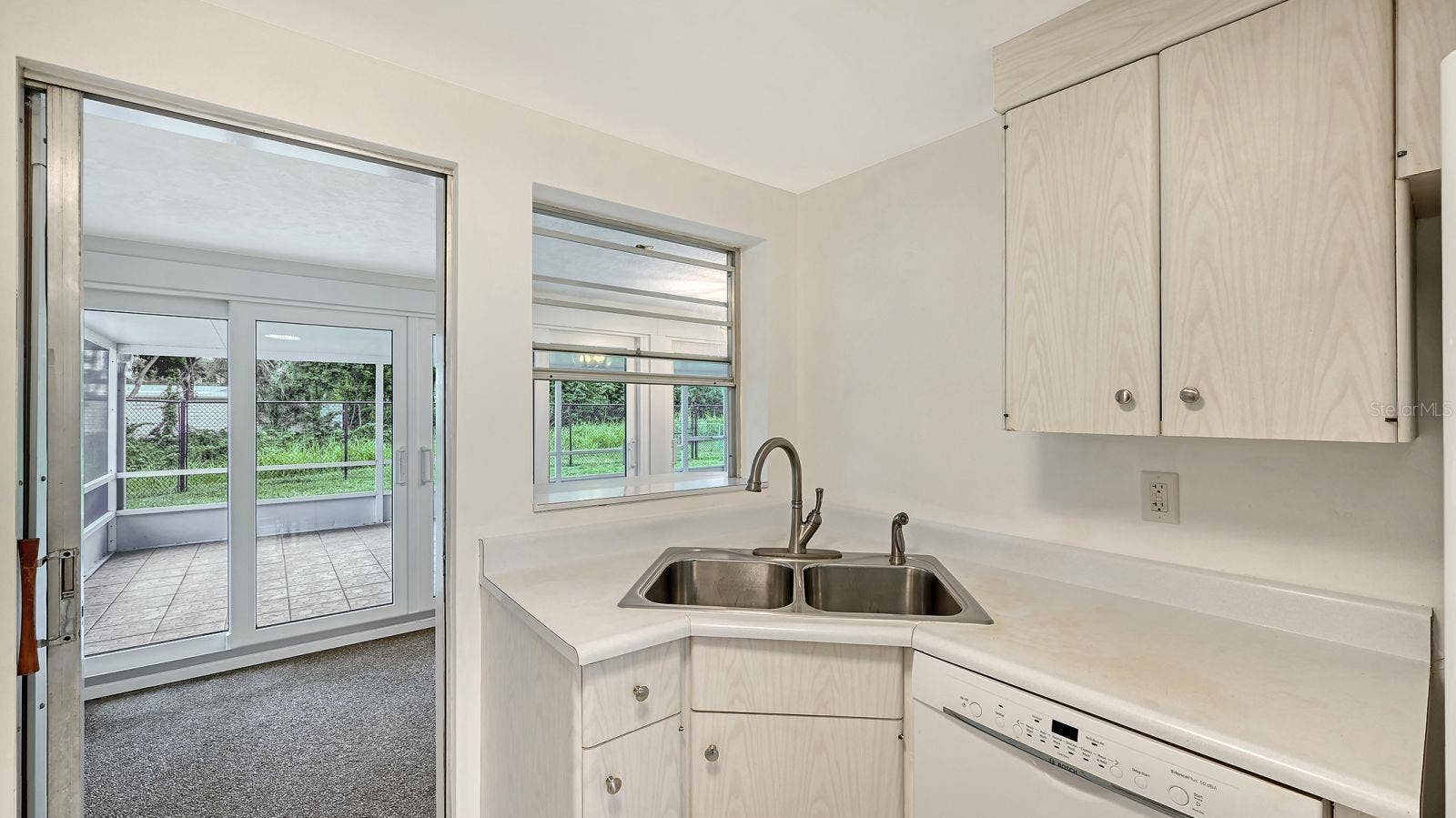 Kitchen, Florida Room & Lanai