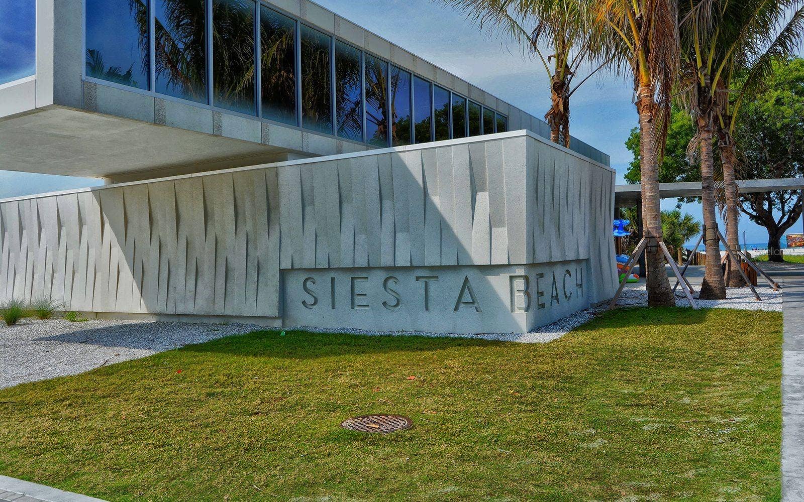 2610 REGATTA DRIVE, Sarasota, FL 34231