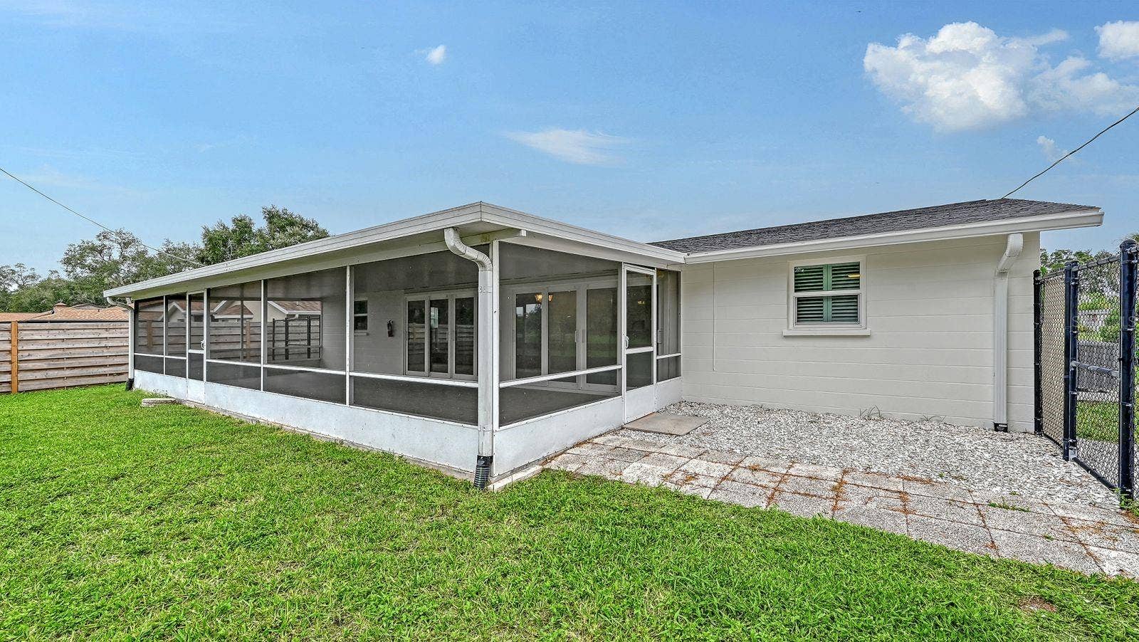 Unstaged Outdoor Patio