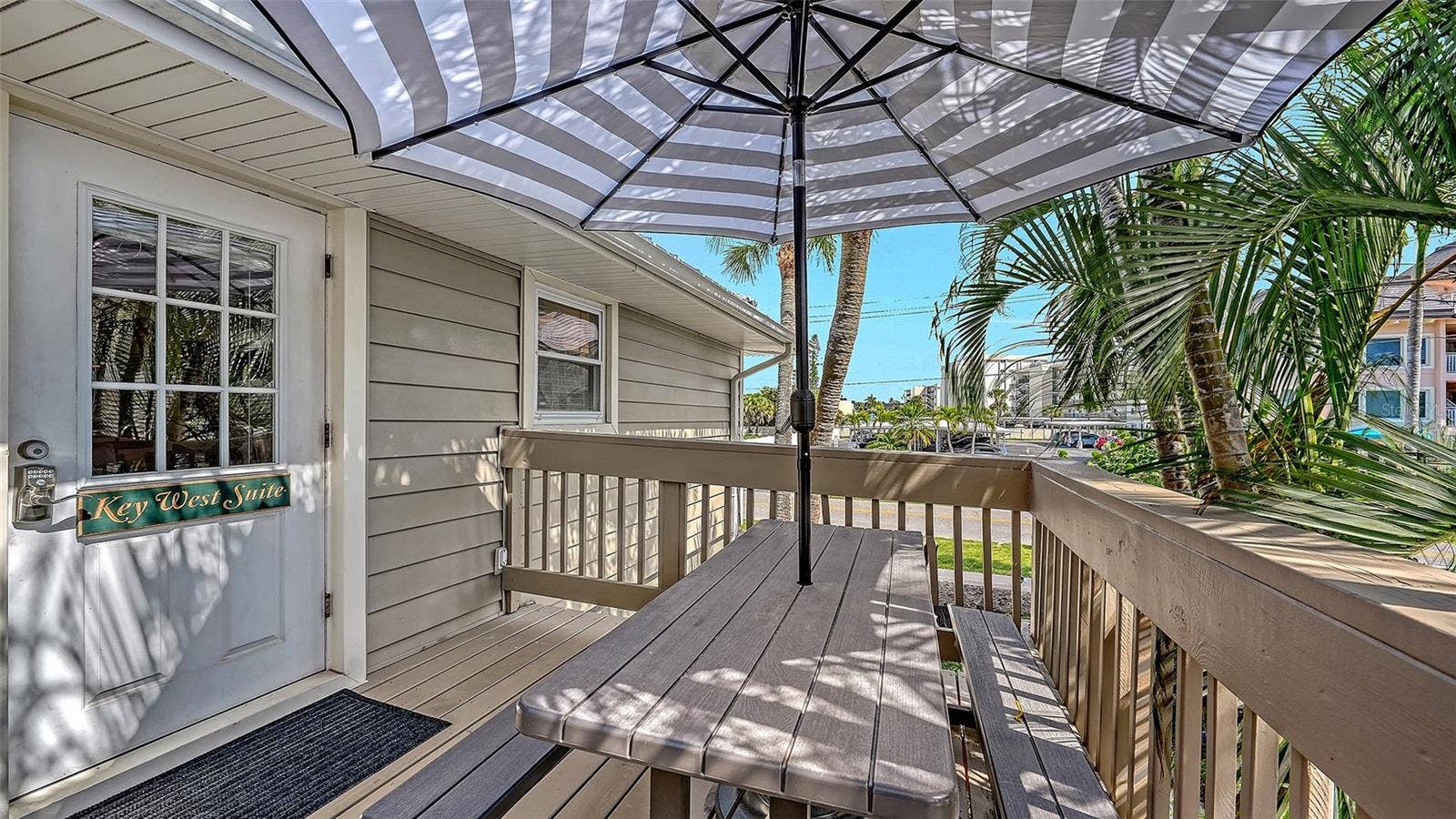 662 CALLE DEL OTONO, Sarasota, FL 34242