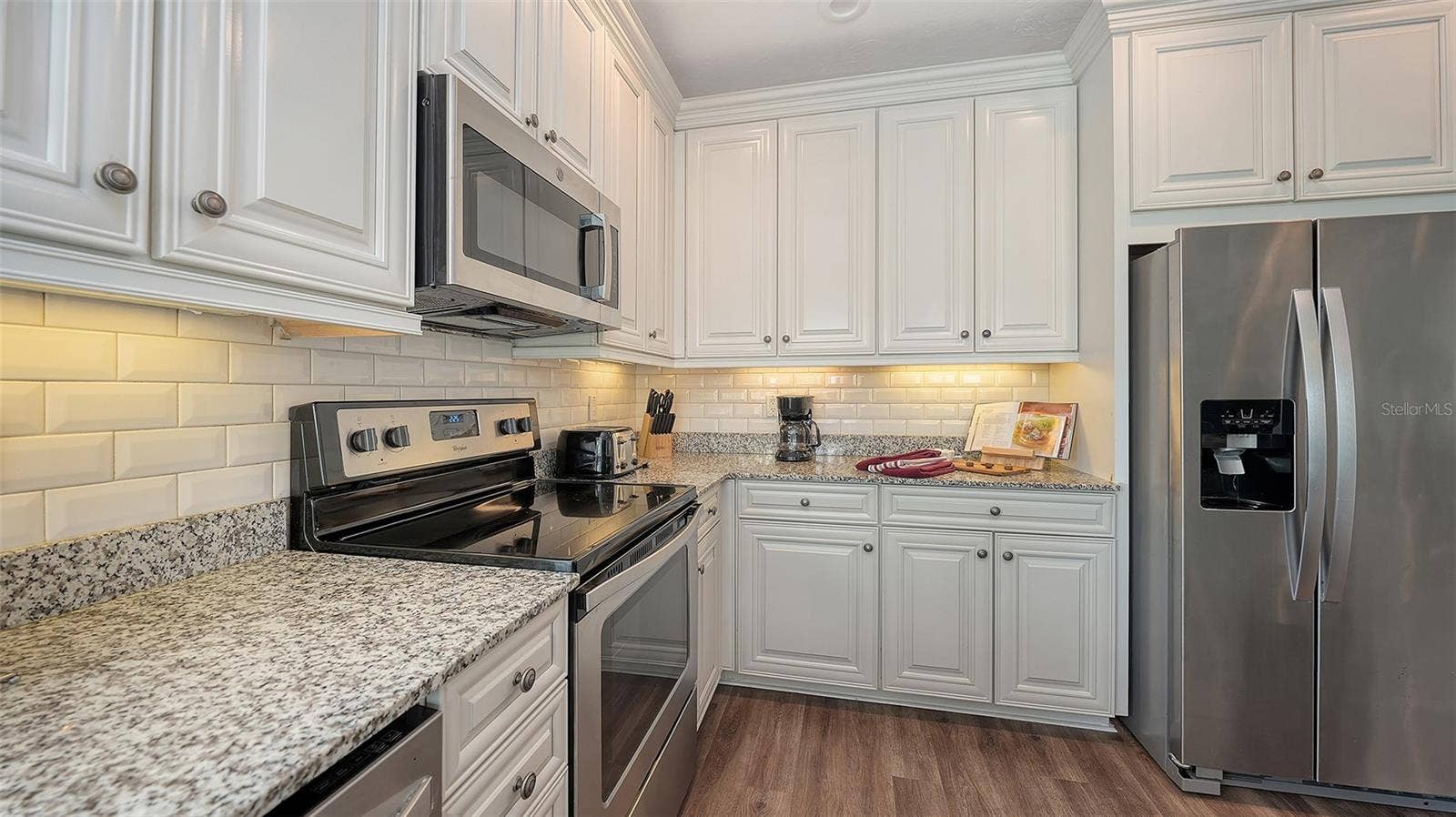 662 CALLE DEL OTONO, Sarasota, FL 34242