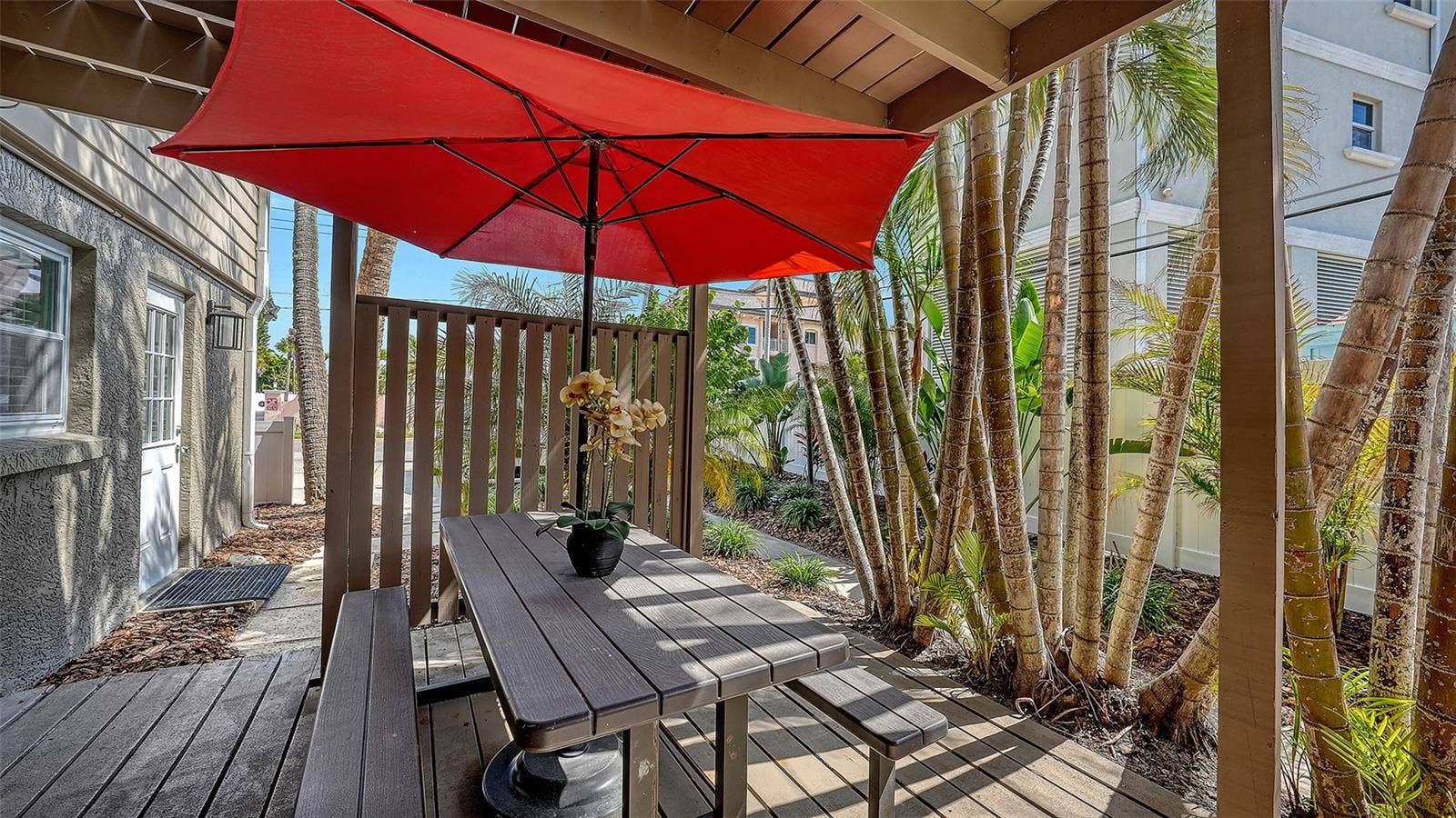 662 CALLE DEL OTONO, Sarasota, FL 34242