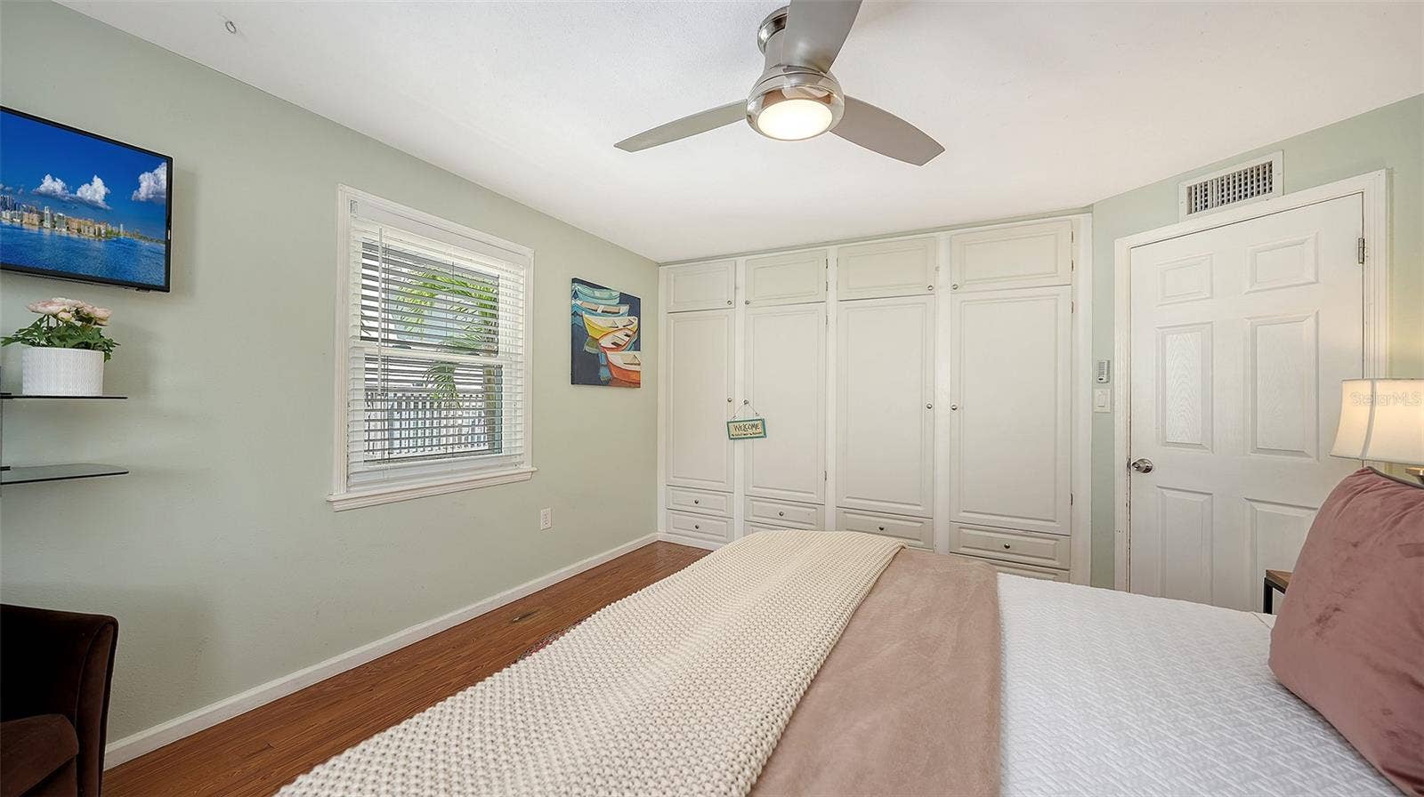 662 CALLE DEL OTONO, Sarasota, FL 34242