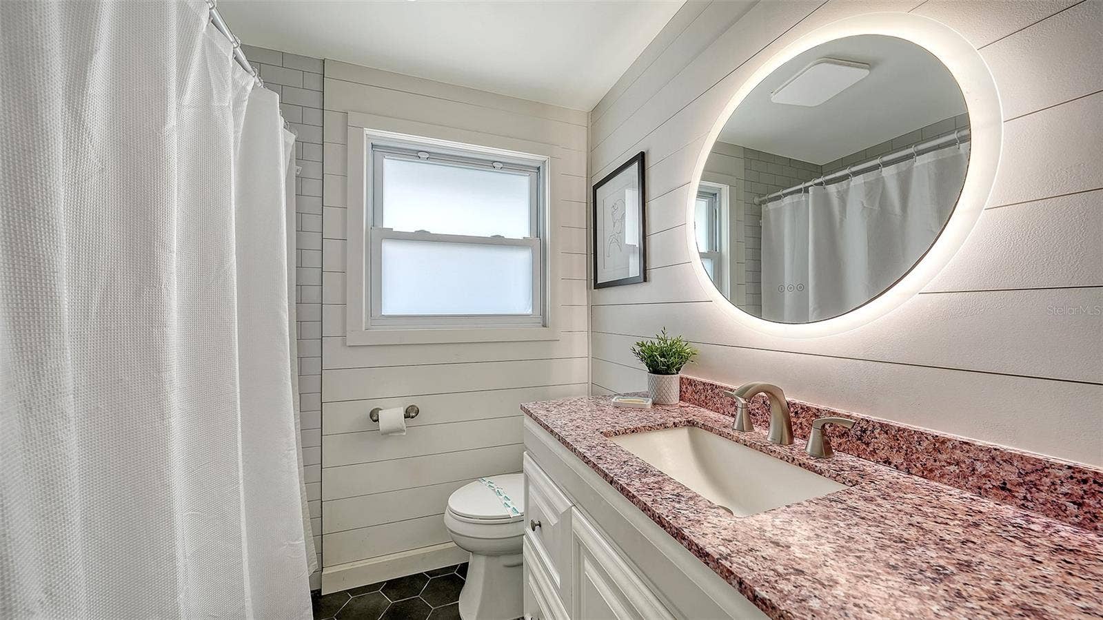 662 CALLE DEL OTONO, Sarasota, FL 34242