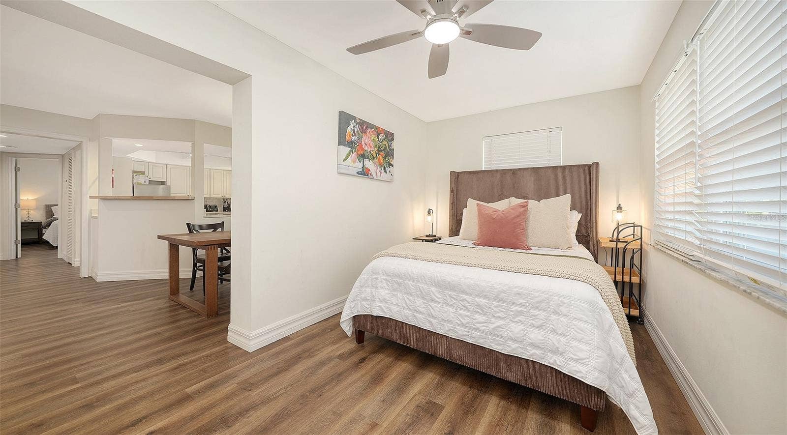 662 CALLE DEL OTONO, Sarasota, FL 34242
