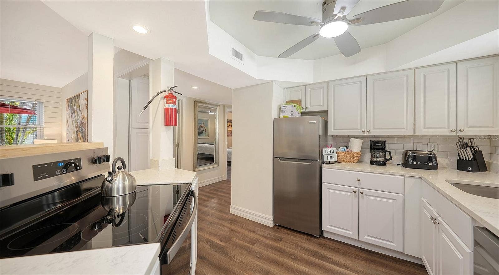 662 CALLE DEL OTONO, Sarasota, FL 34242